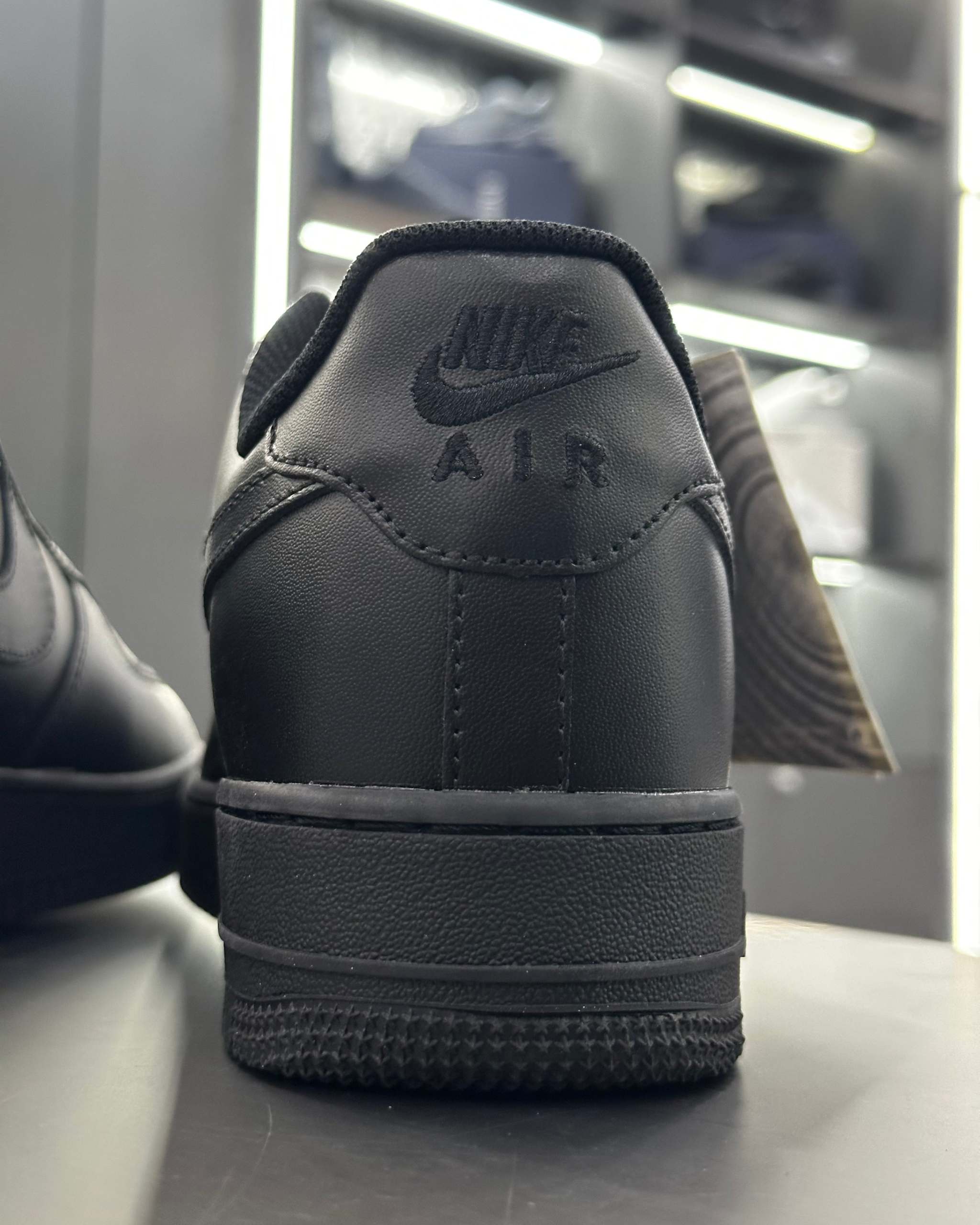 Nìke Airforce 1 Triple black