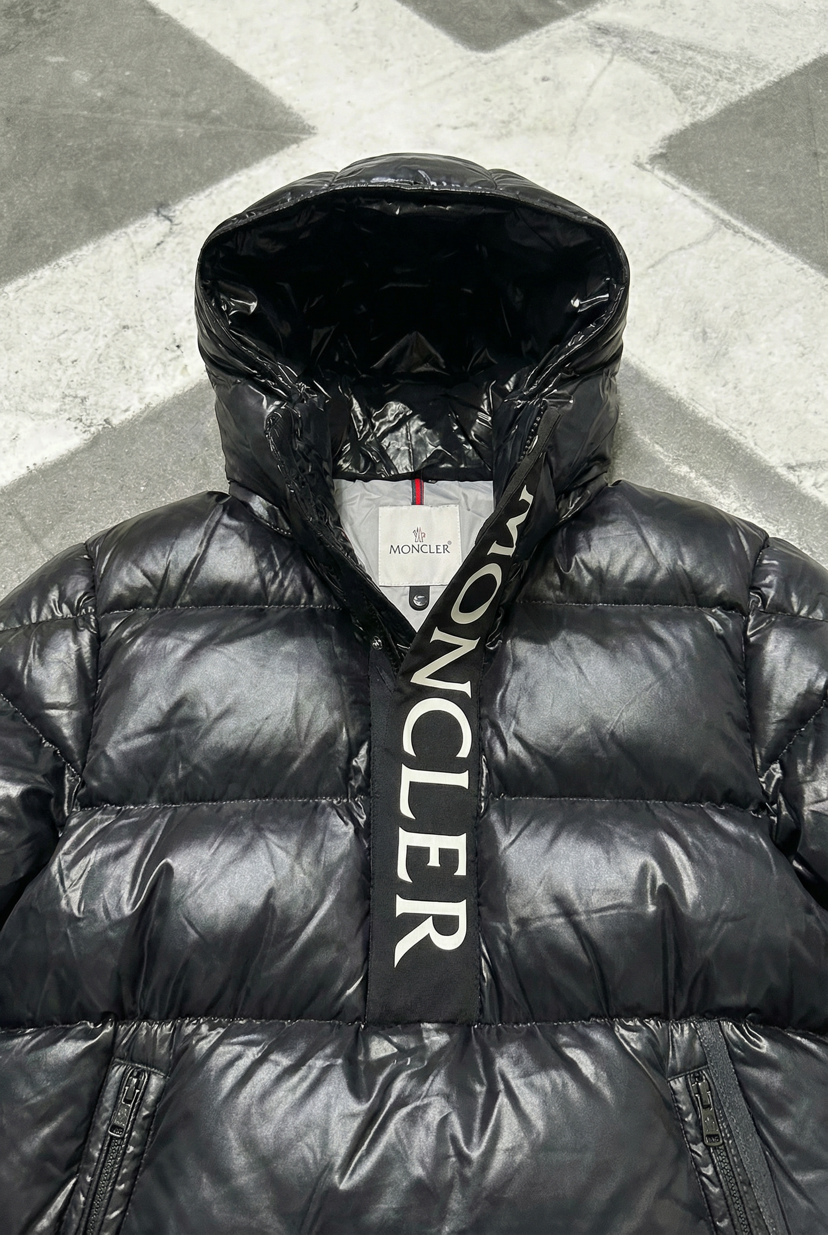 Moncler Maury Short Down Jacket