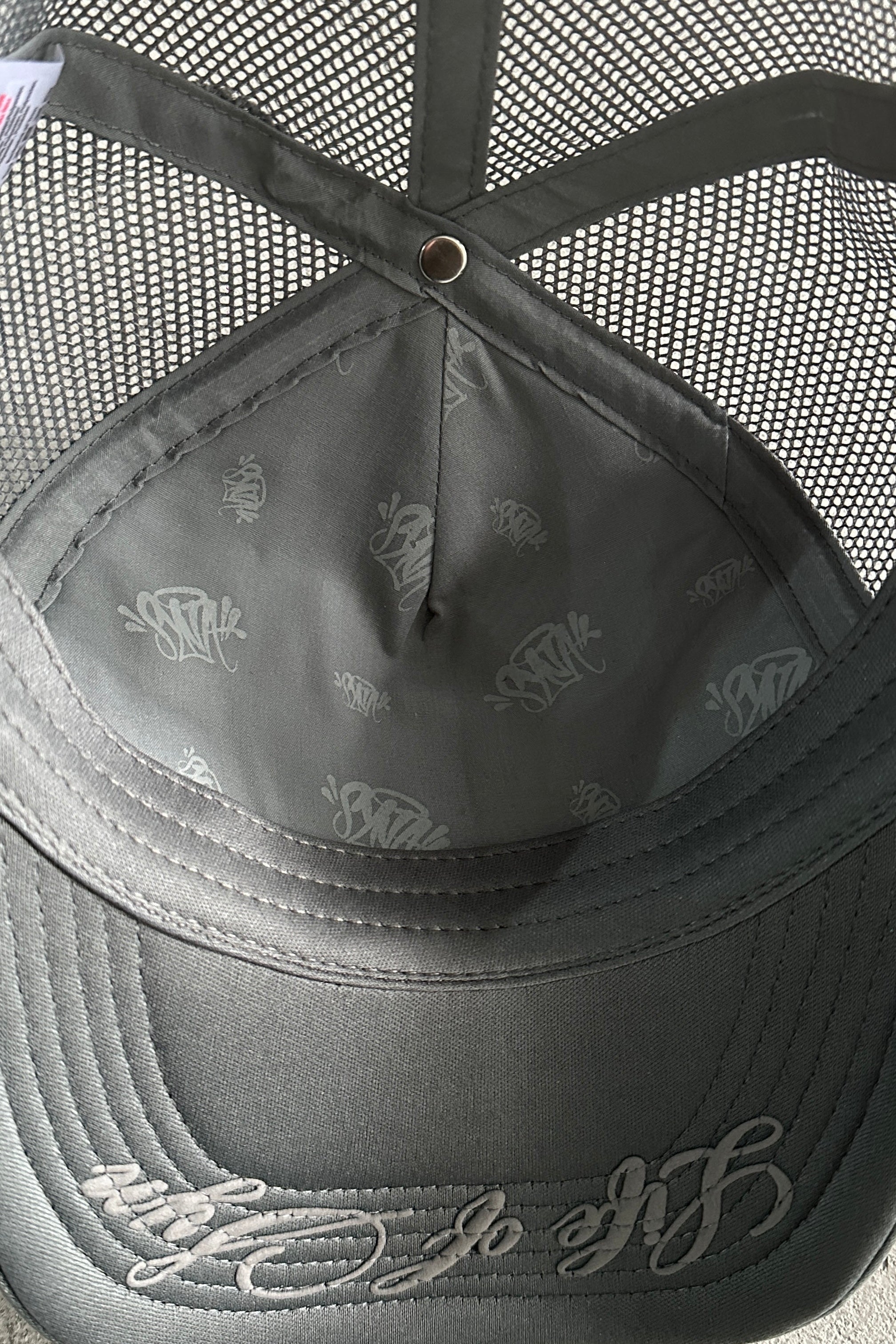 Syna World Rope Trucker Hat – Grey - MAGIC CITY