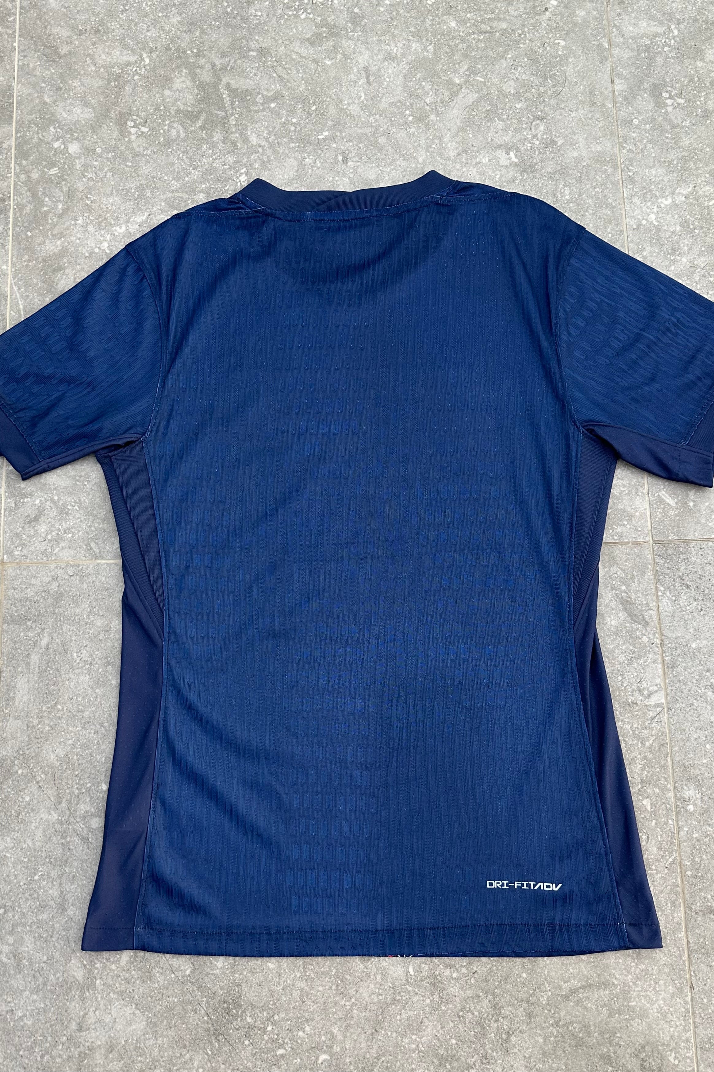 Paris Saint Germain 2025/26
XO The Weeknd | Player Version - MAGIC CITY