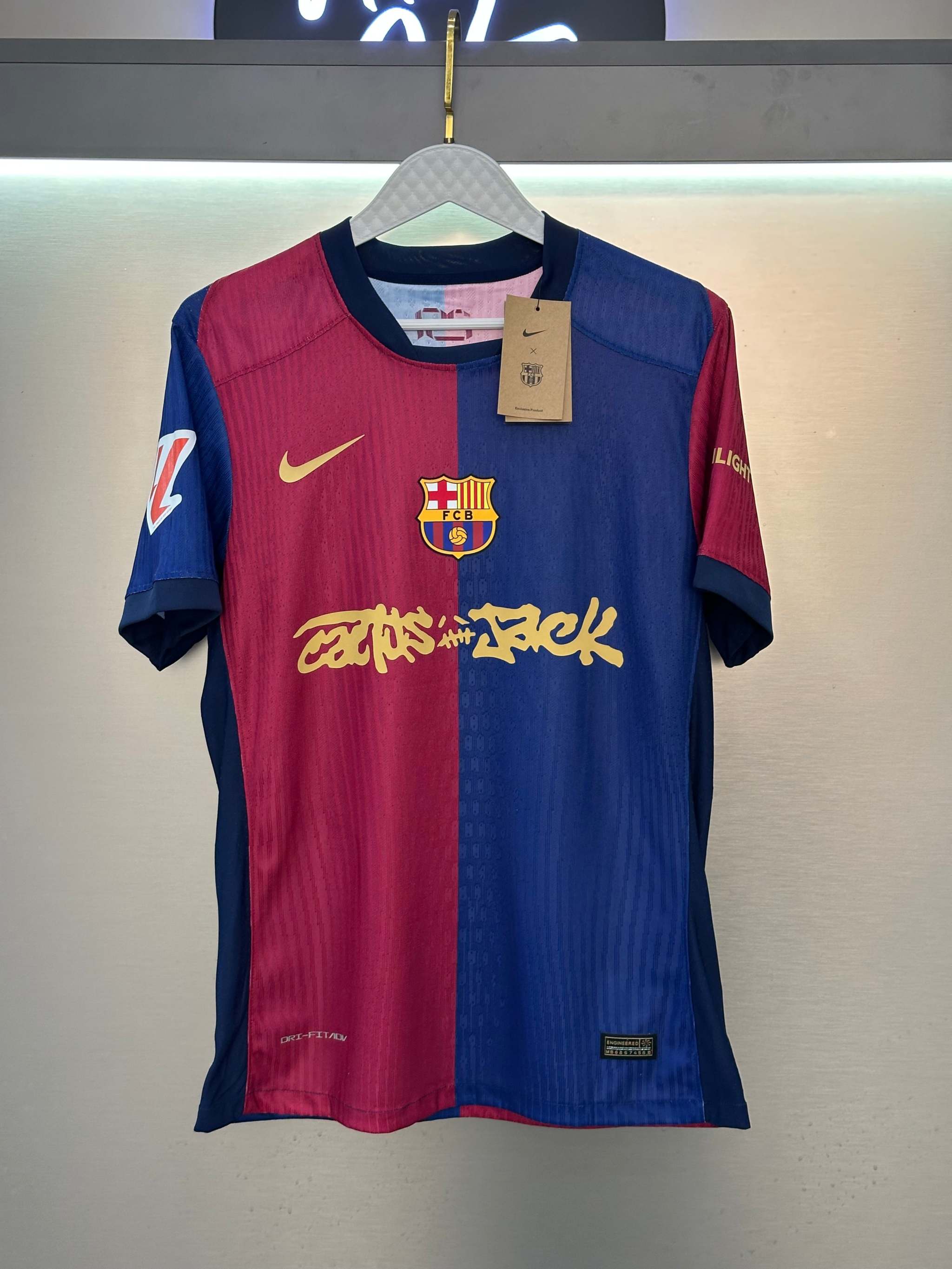 FC Barcelona × Travis Scott Limited
Edition Match Home 2025
