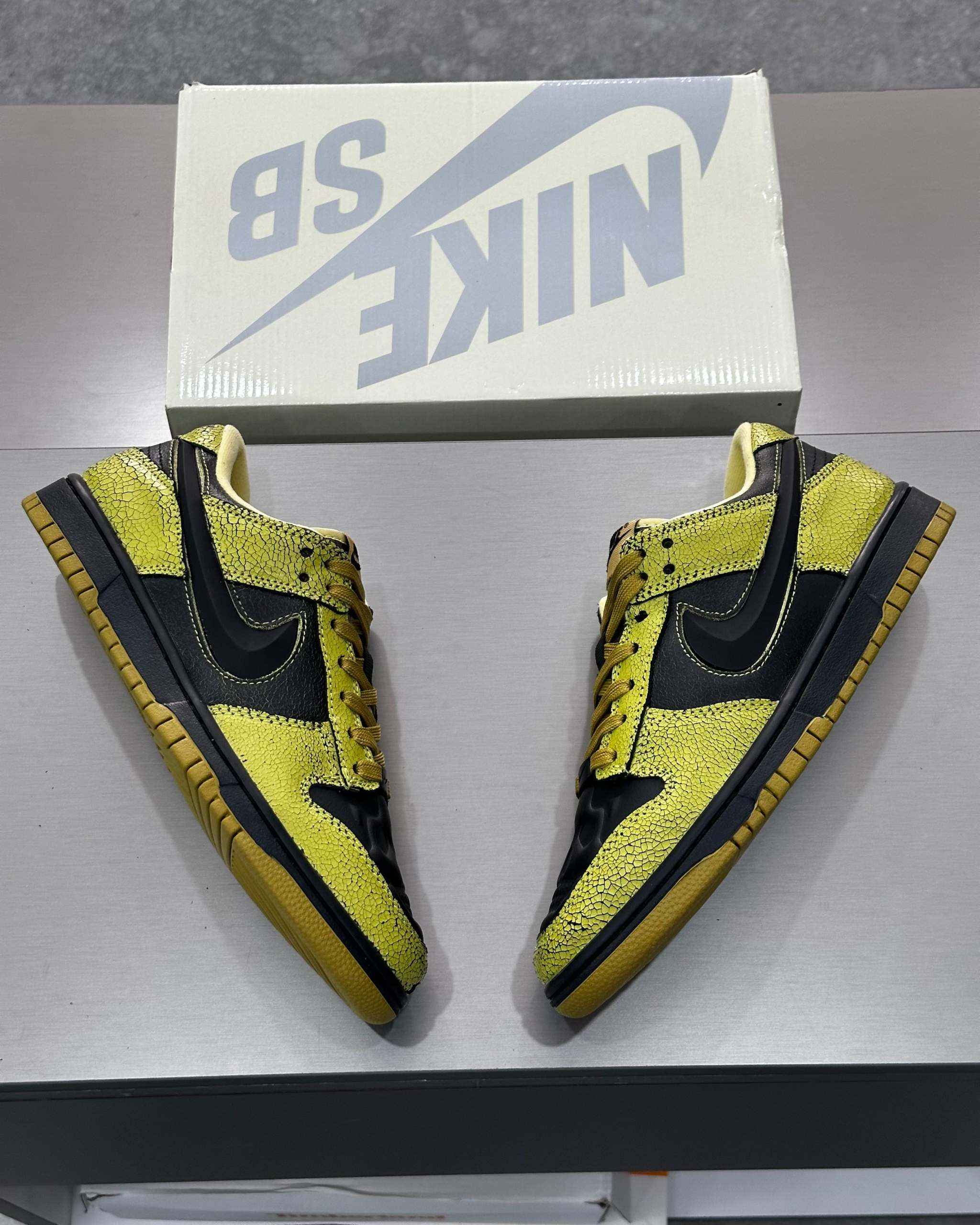 Níke Dunk Low Retro QS Halloween
Skull - MAGIC CITY