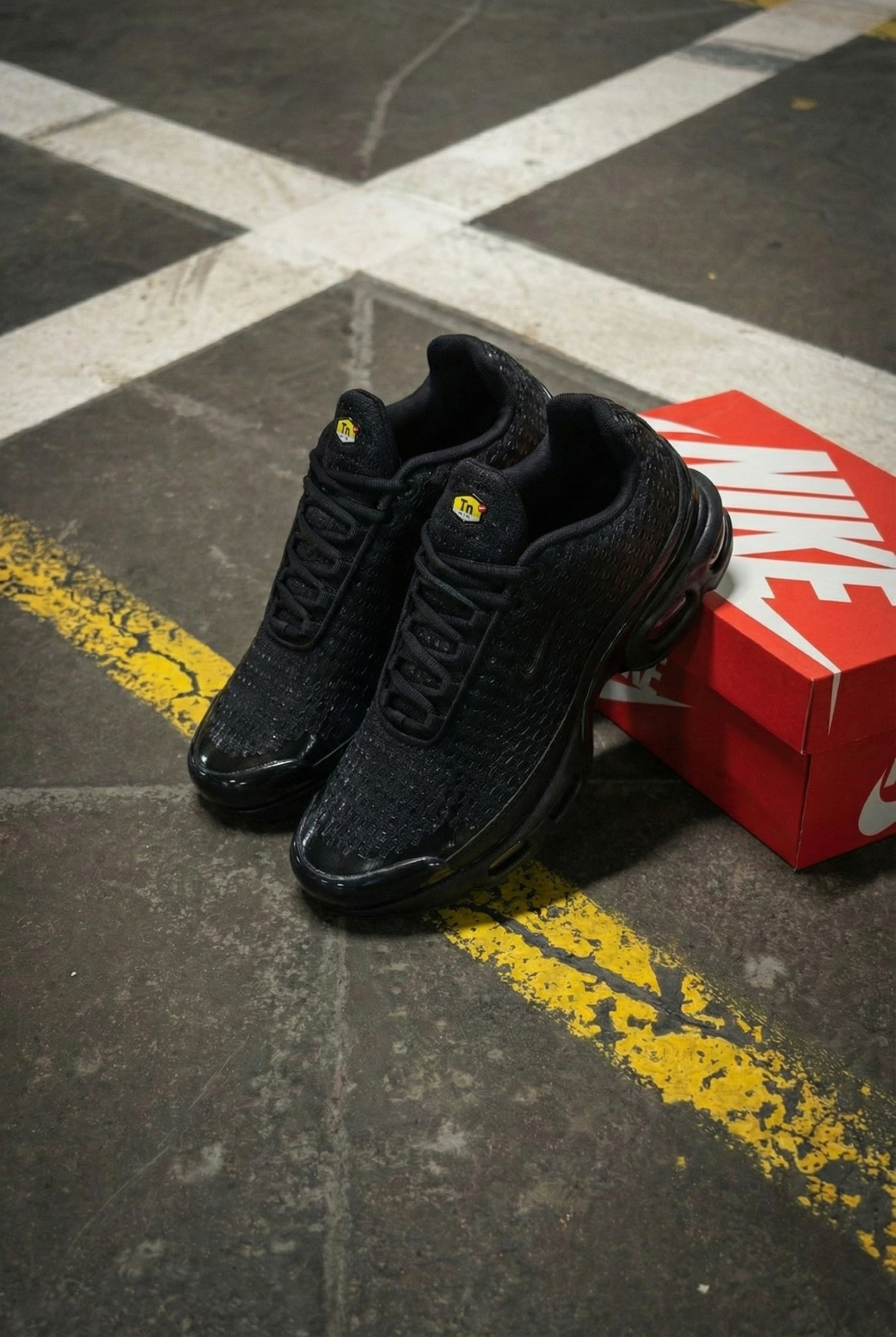 Nike Air Max Plus VII Triple Black