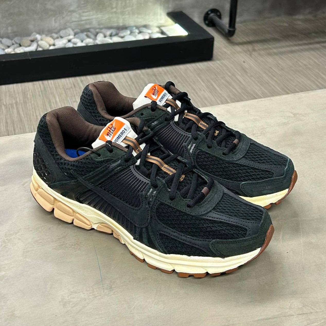 Nike Vomero 5 Black Sesam