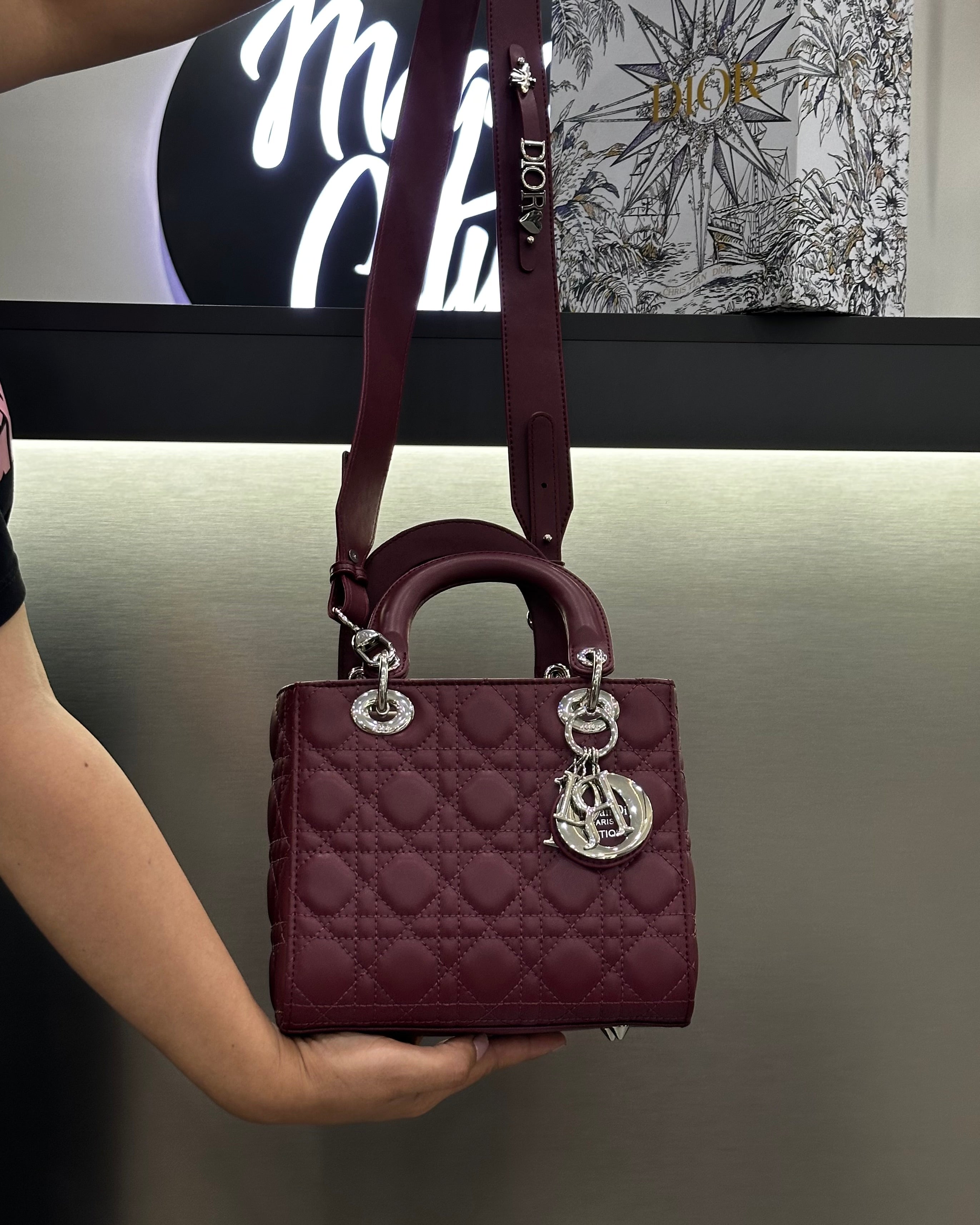 Dior Burgundy Cannage Leather Medium
Lady Dior
