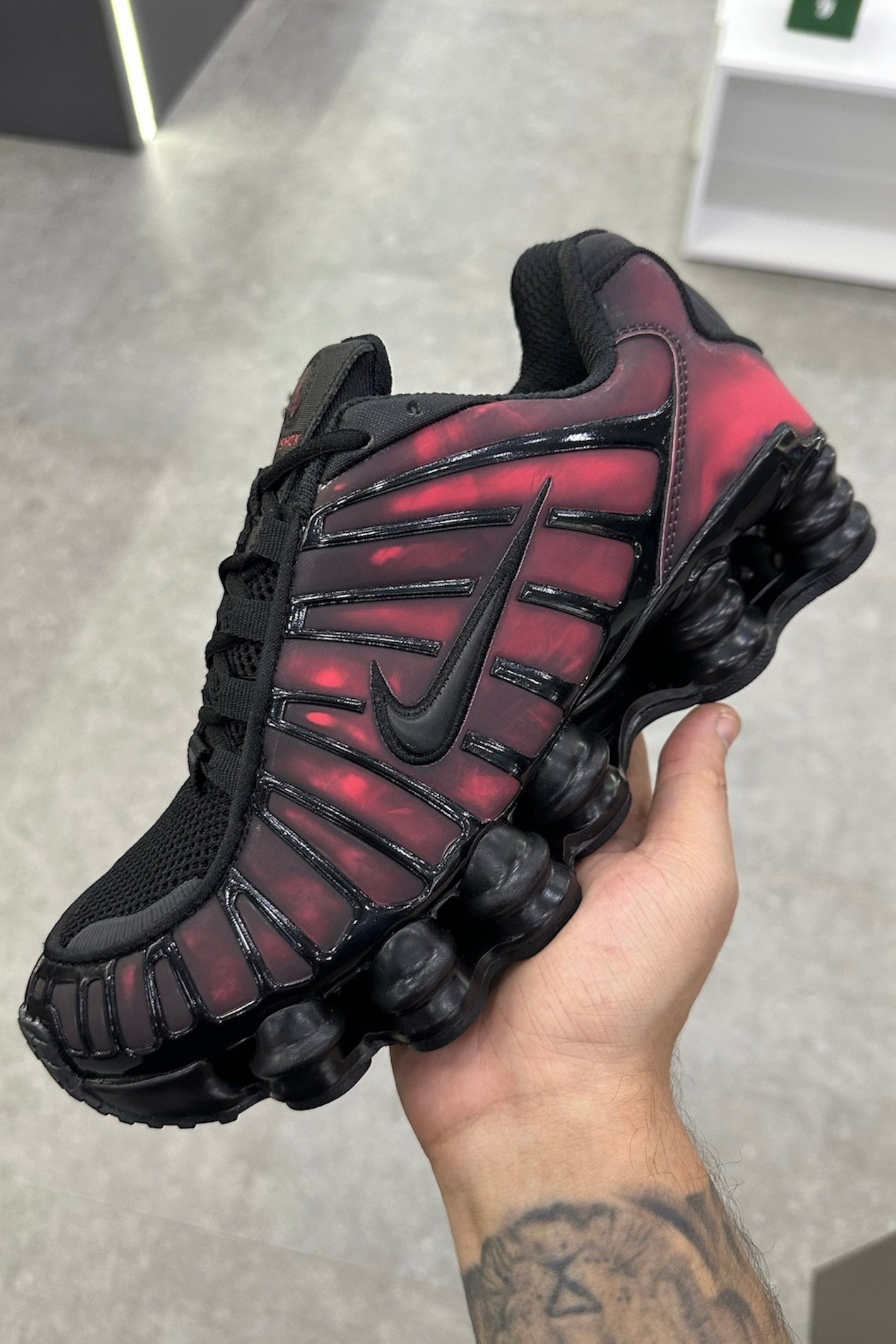 Nike Shox Thermoréactif - Red - MAGIC CITY