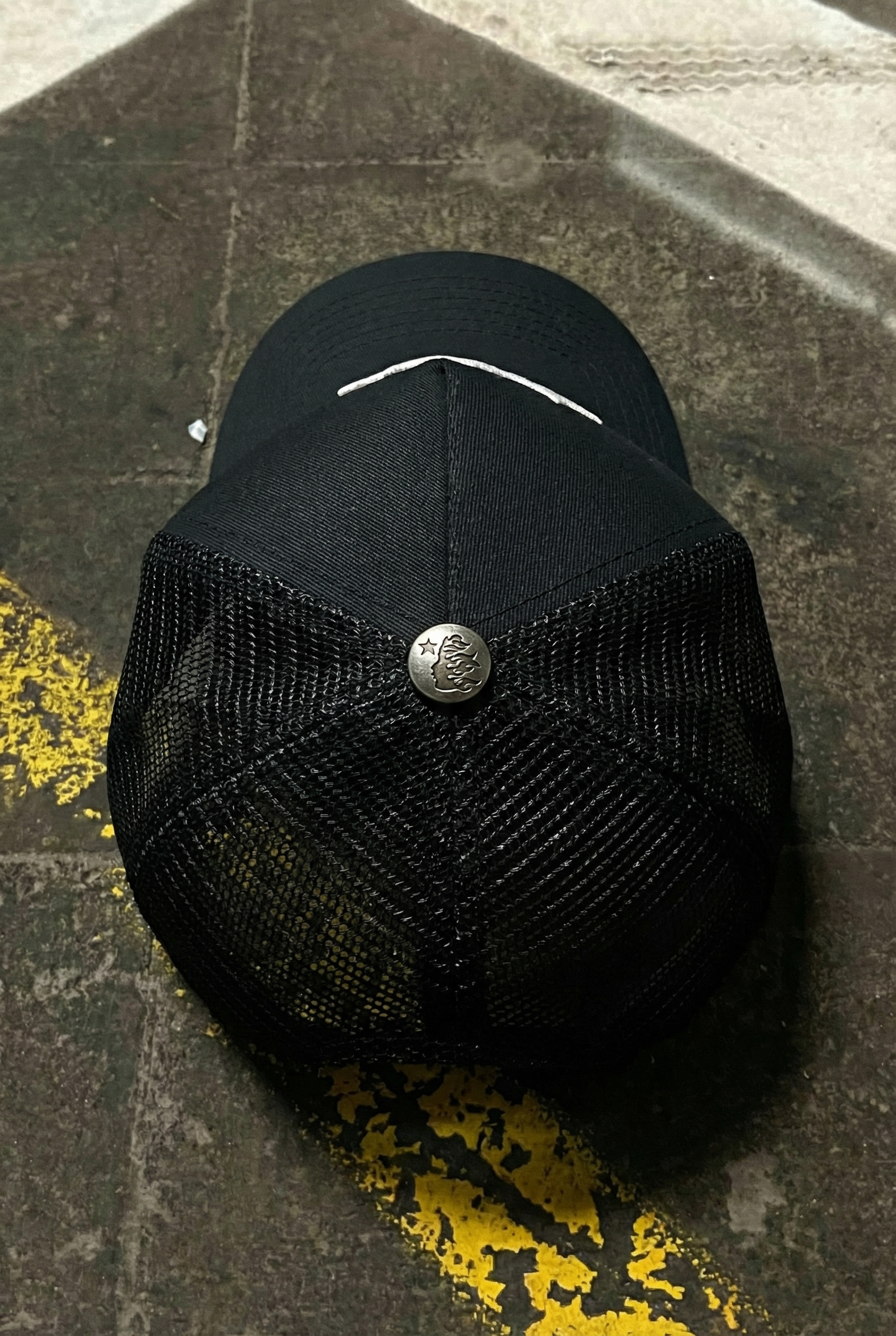 HELLSTAR Rhinestone Logo Cap | White Black