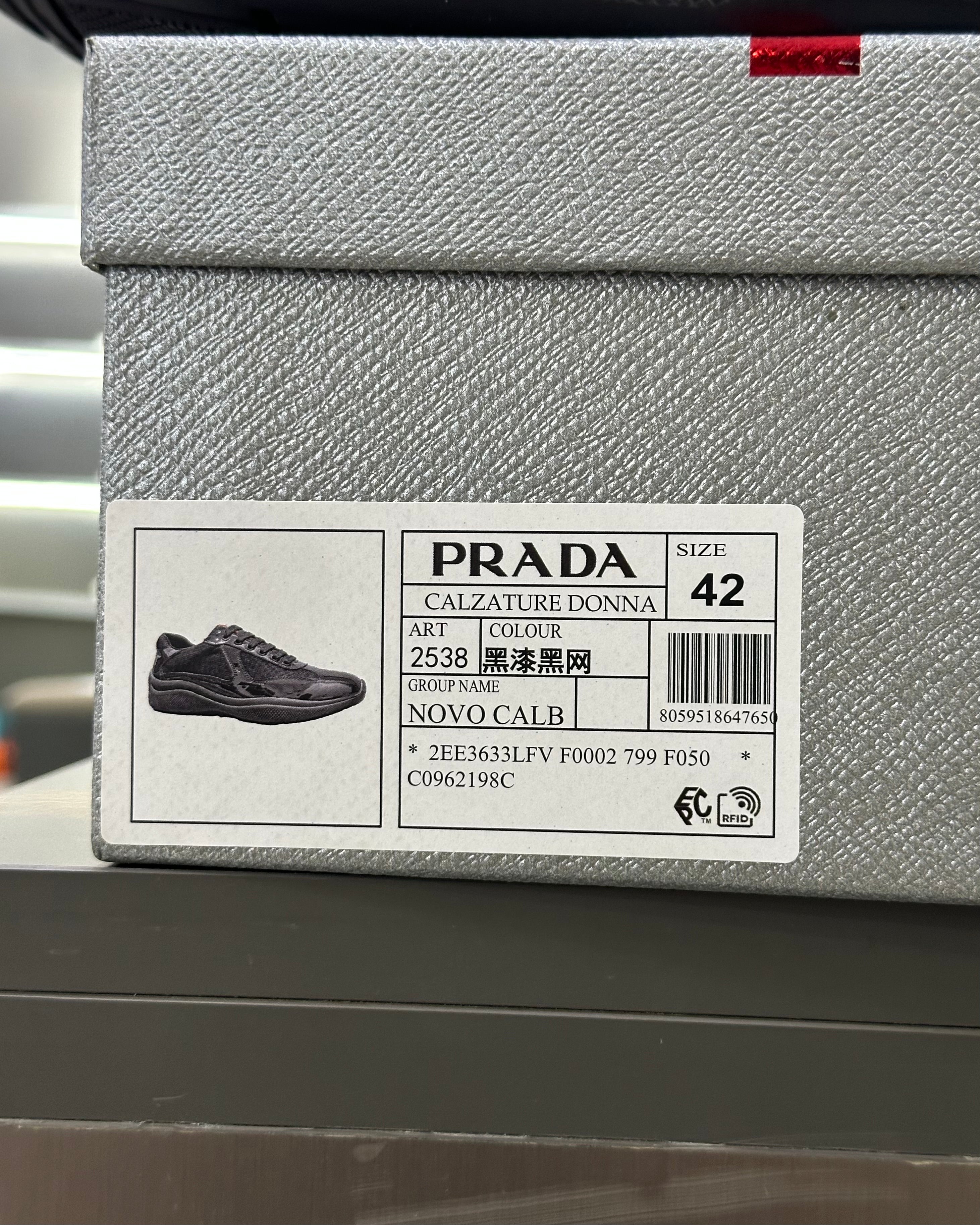 Prada America's Cup Black