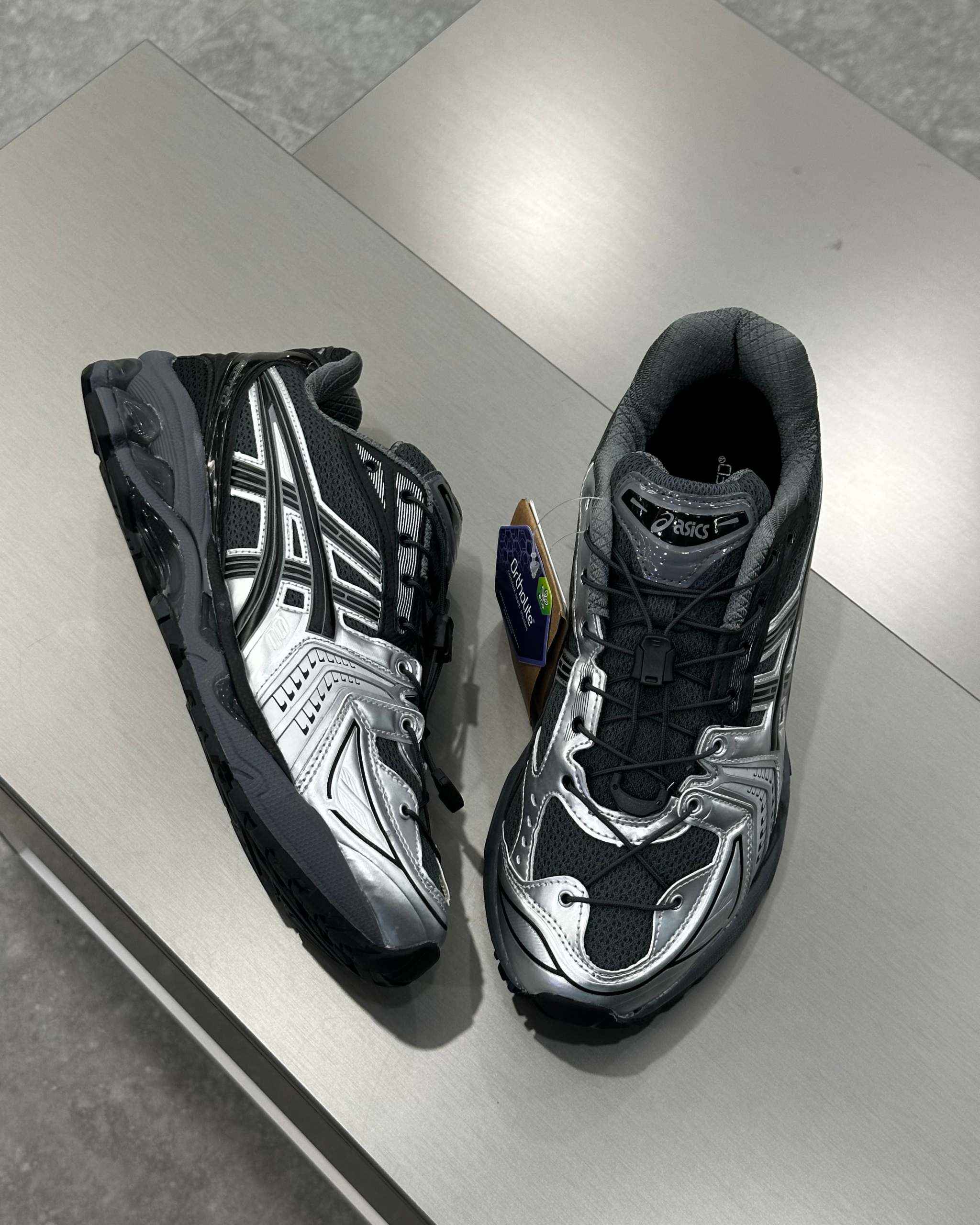 ASICS Gel-Kayano 14 Unaffected
Infinite Wonders - MAGIC CITY