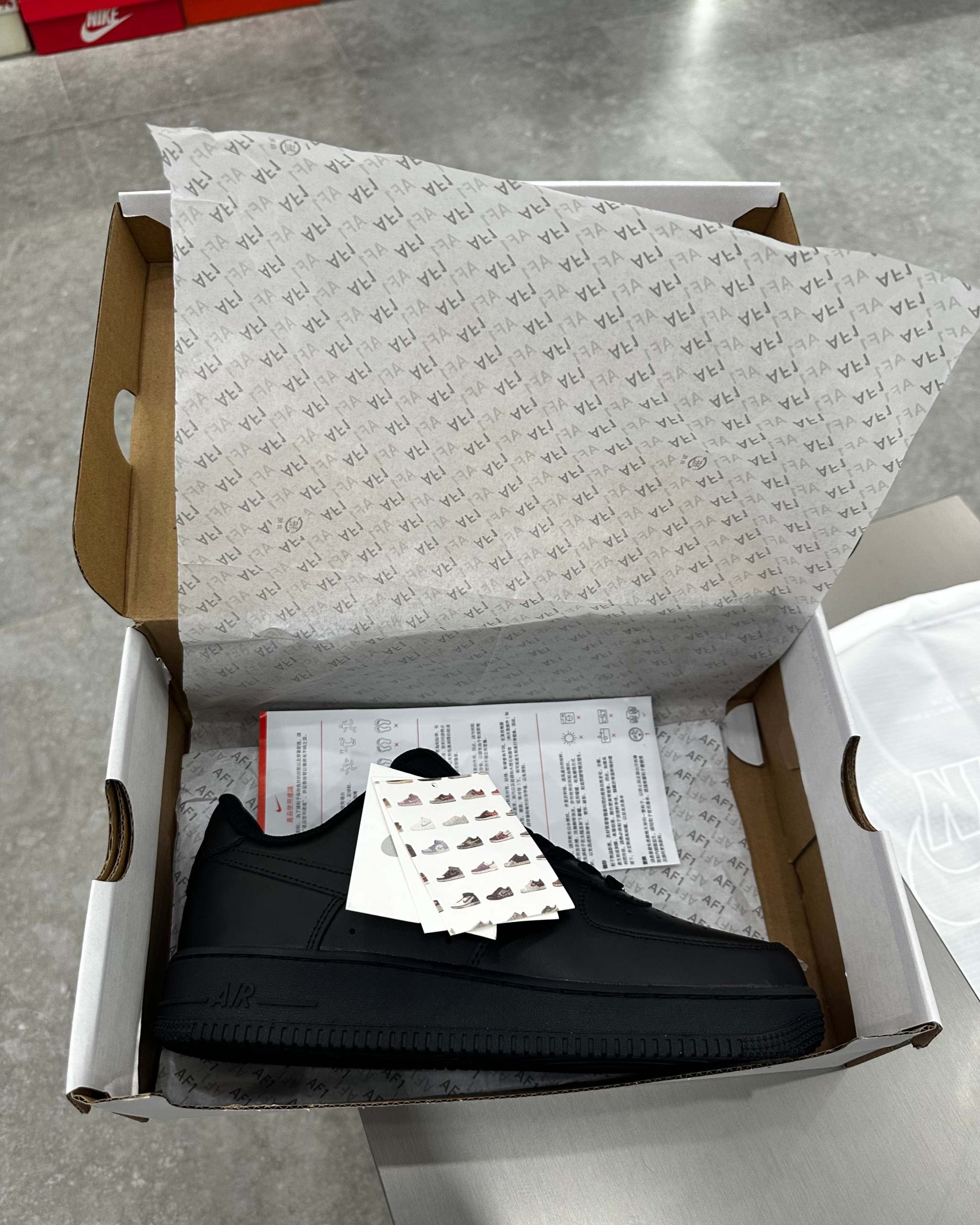 Nìke Airforce 1 Triple black