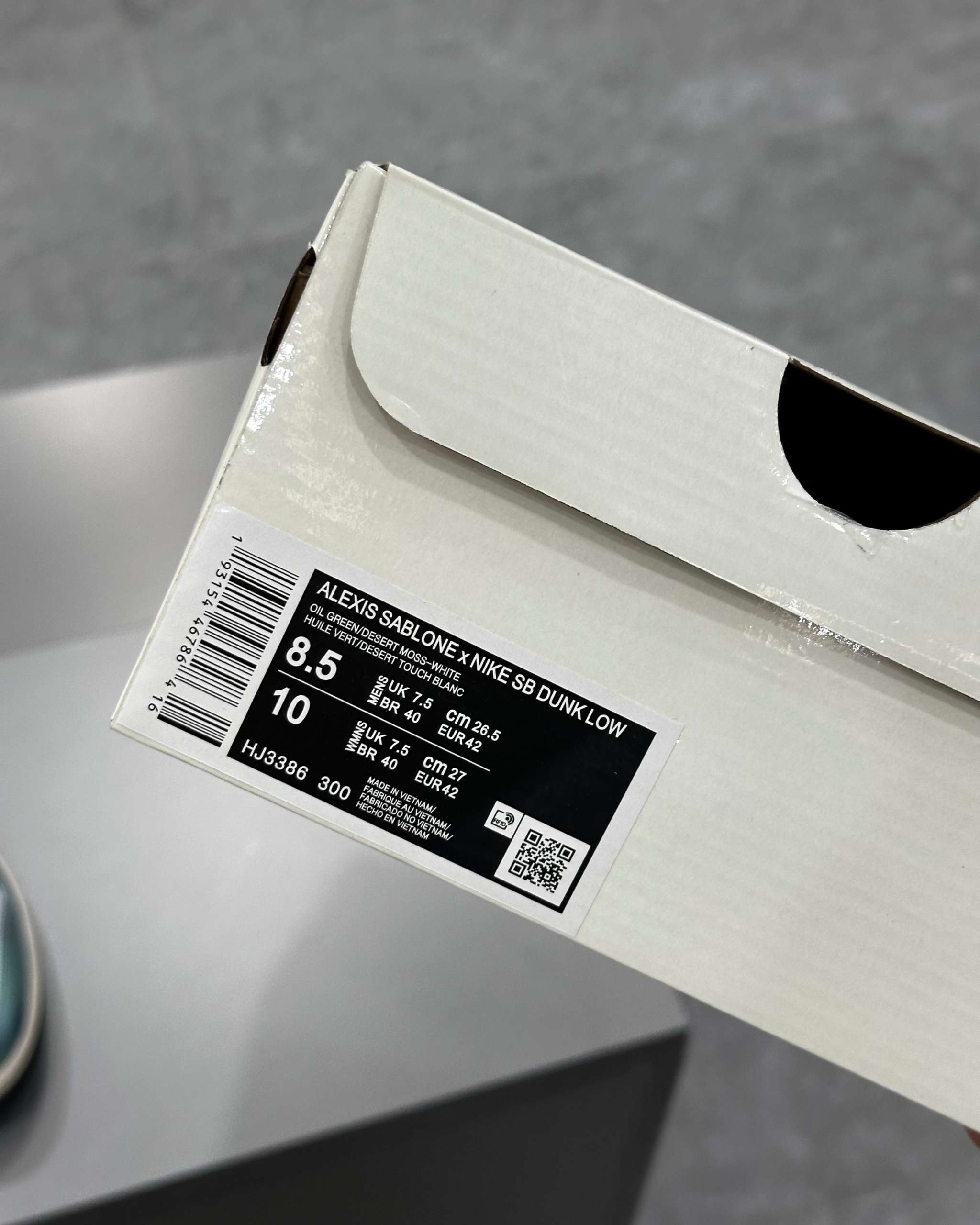 NÍKE SB Dunk Low Alexis Sablone Chameleon