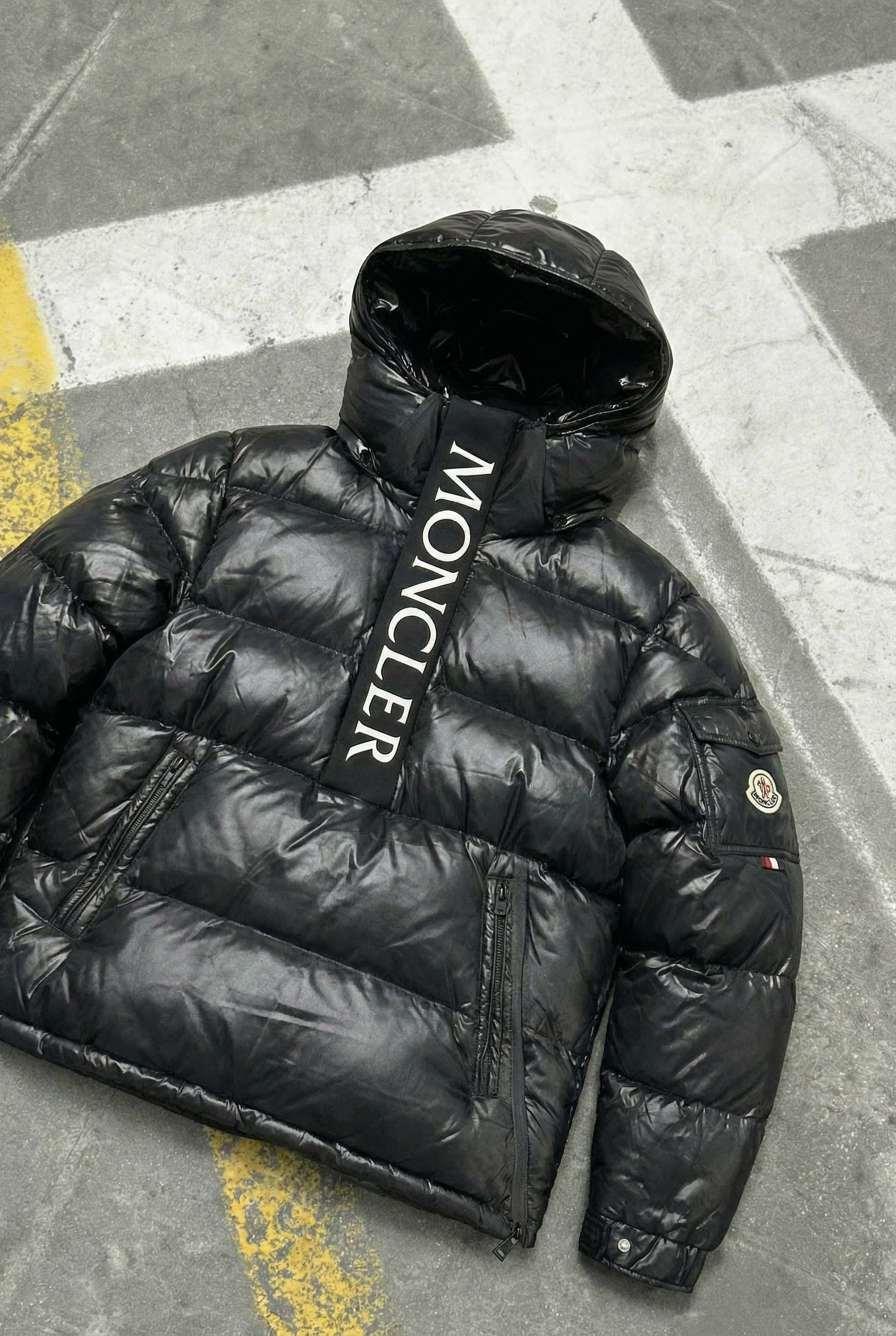 Moncler Maury Short Down Jacket