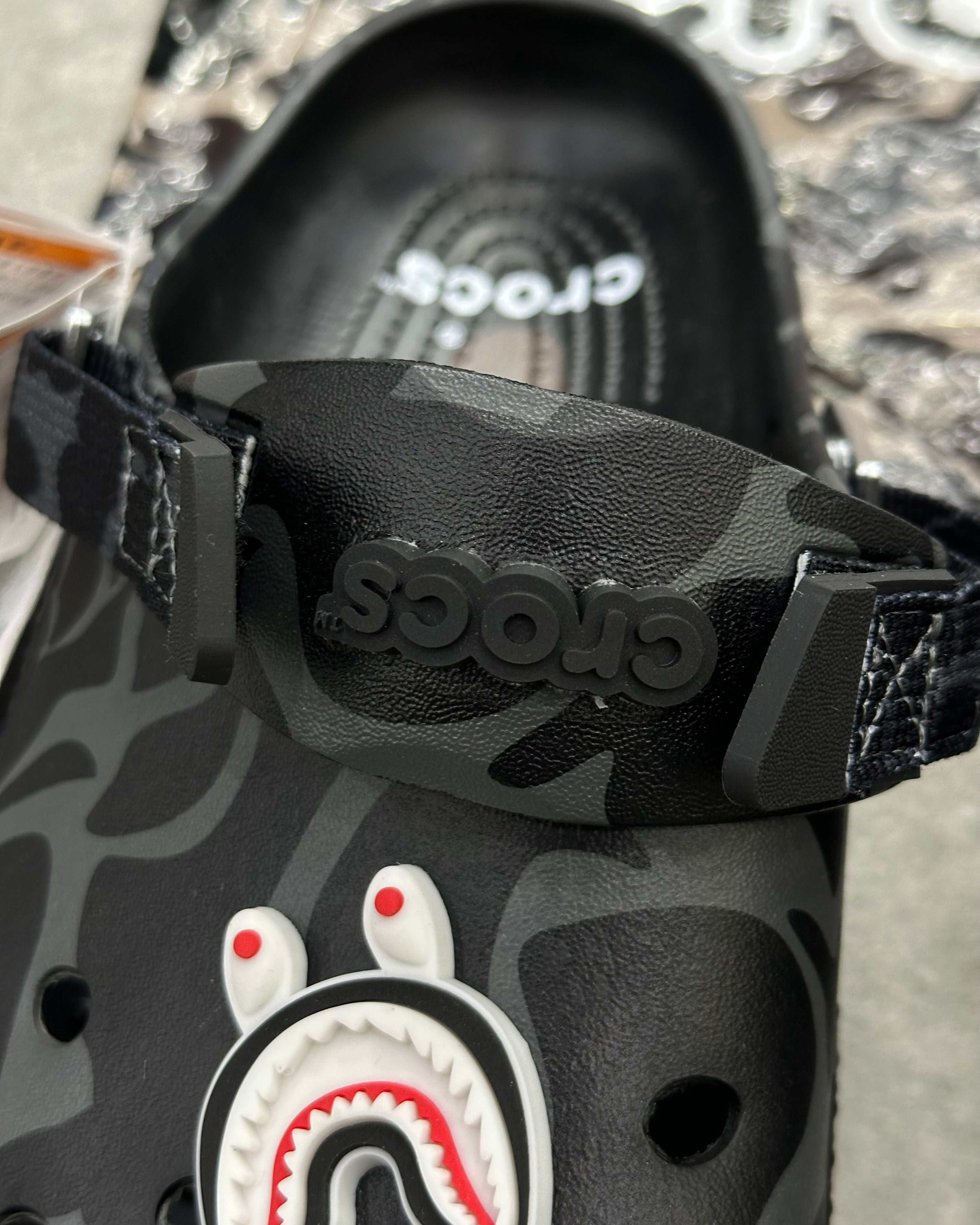 Crocs X A Bathing Ape ABC
Camo Black (Friends & Family)