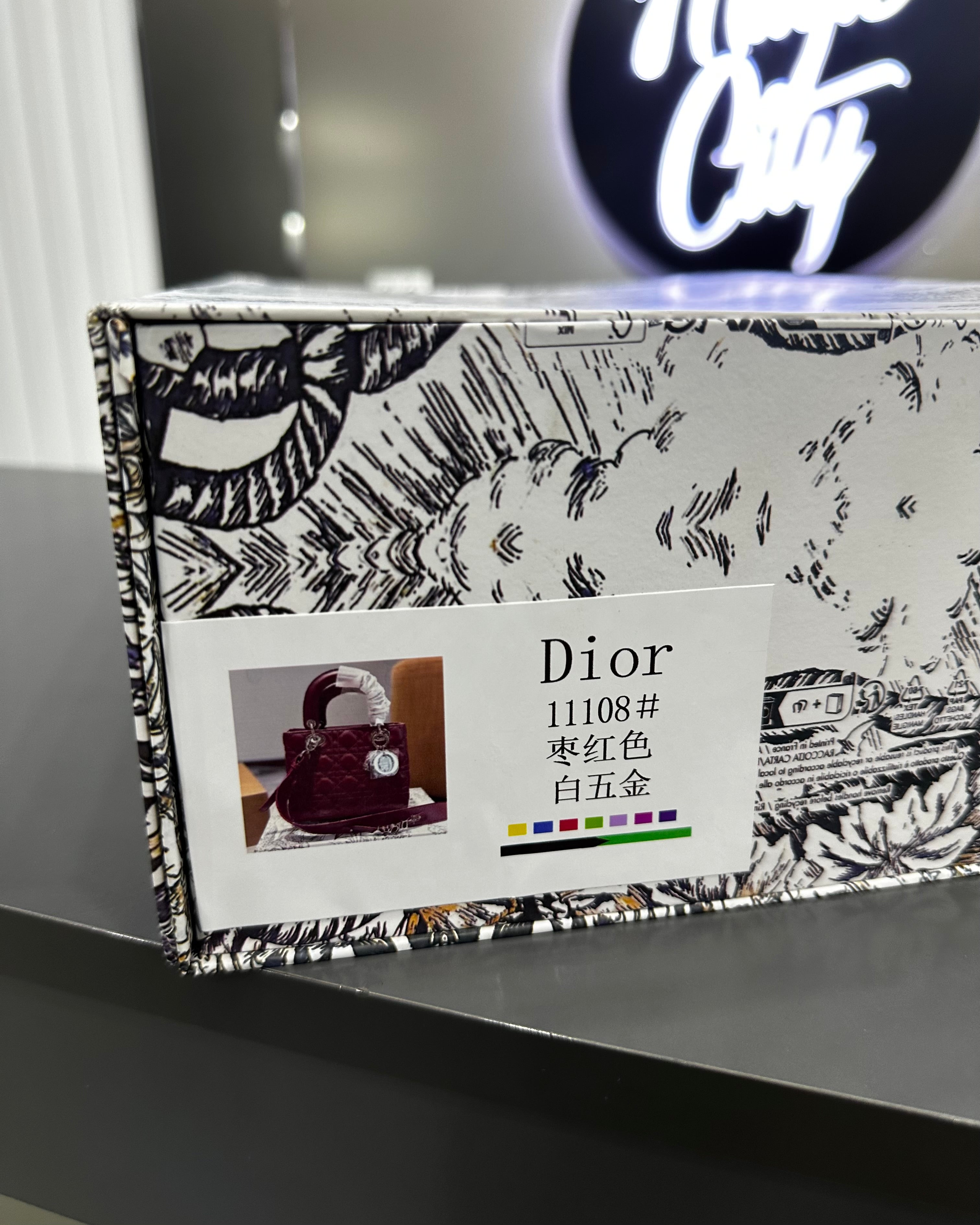 Dior Burgundy Cannage Leather Medium
Lady Dior