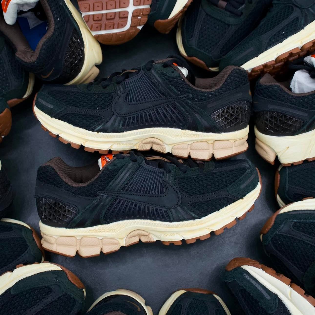 Nike Vomero 5 Black Sesam