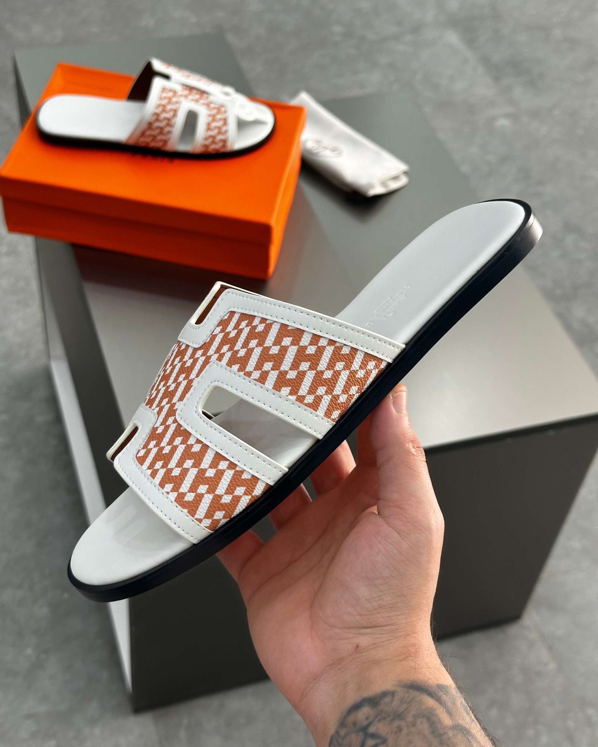 Hermês Sandal Izmir Orange / White