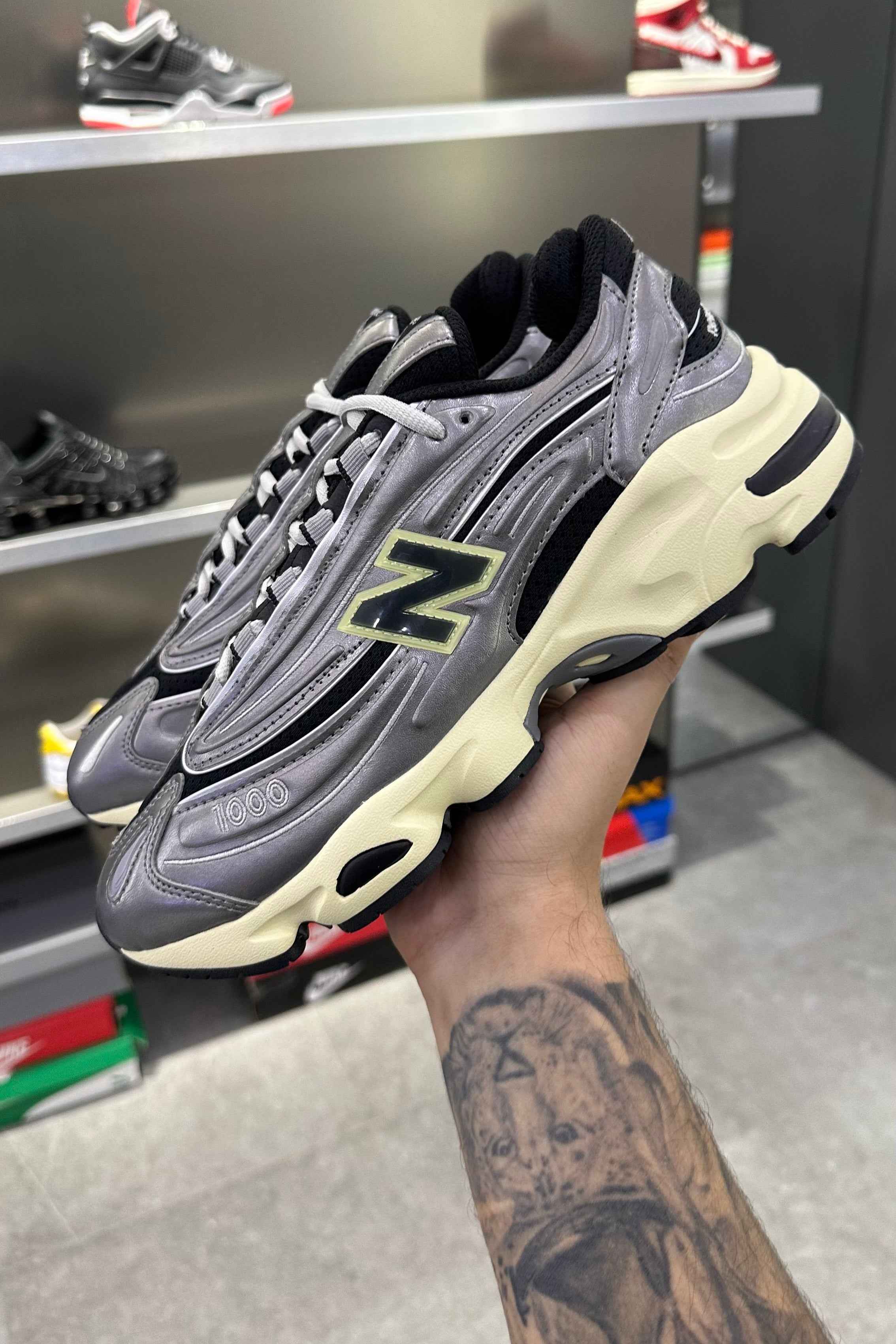 New Balance 1000 Silver Metallic