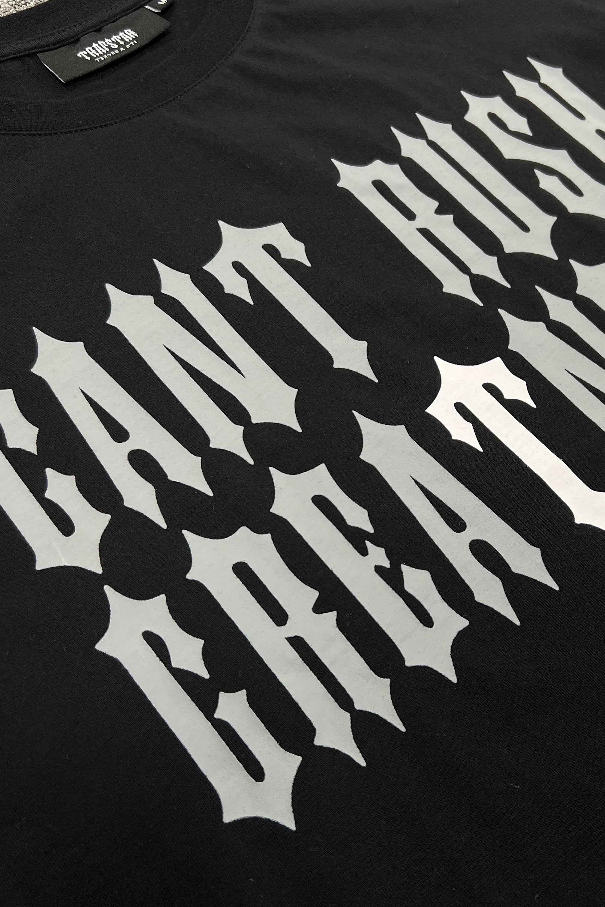 Trapstar x Central Cee Irongate Tee - MAGIC CITY