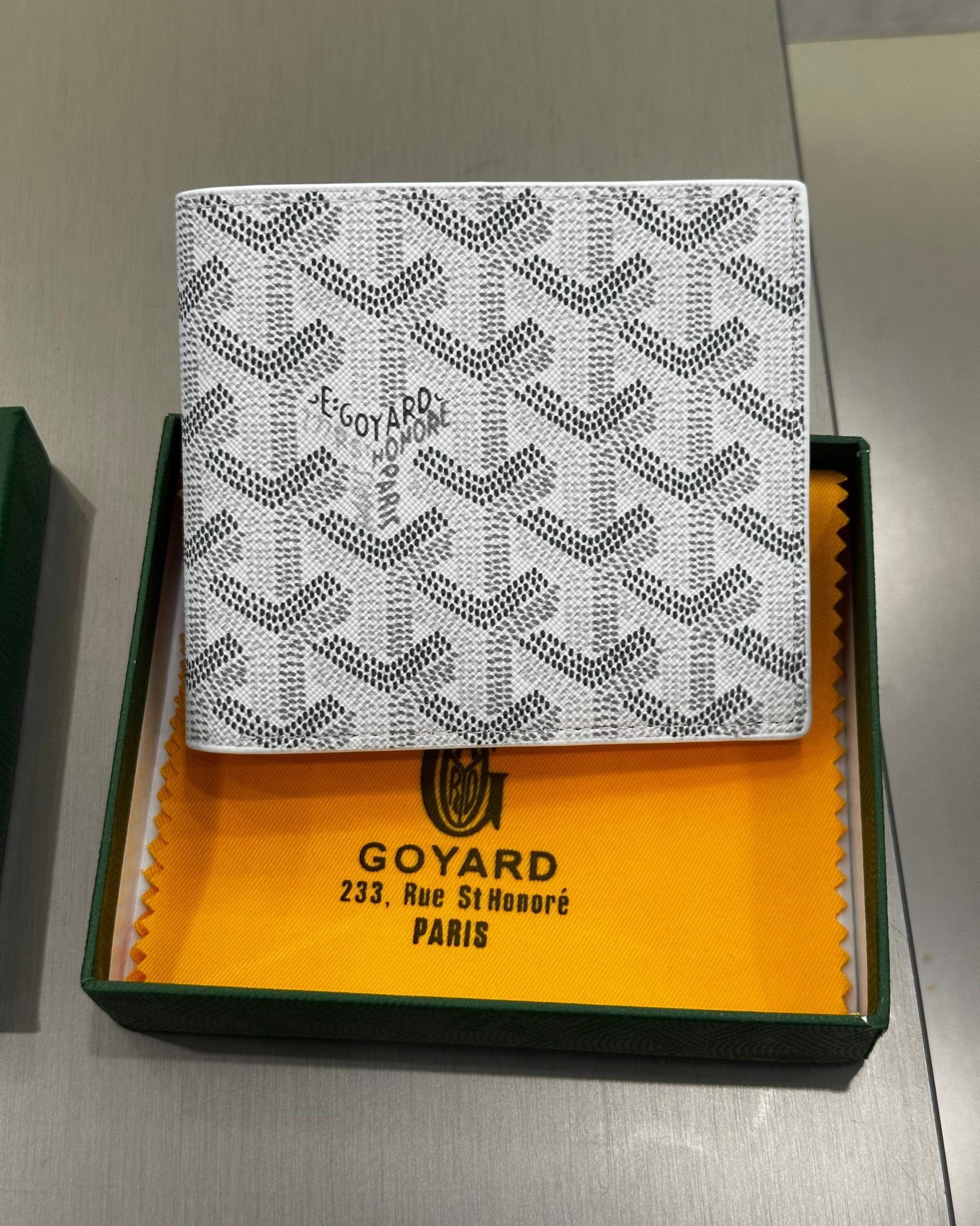 Goyard Victoire Wallet White