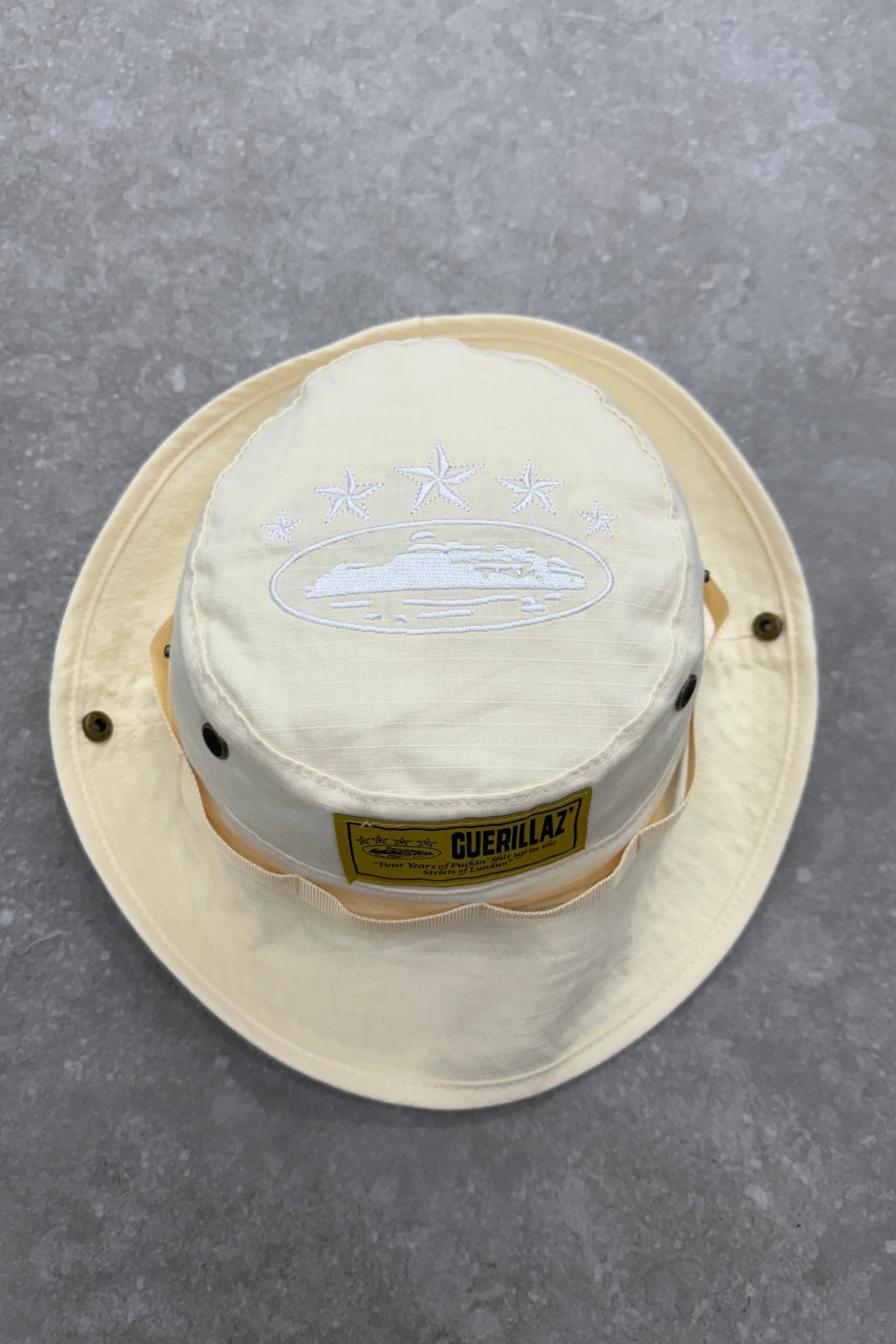 Corteiz OG Guerillaz Bucket Hat - Beige