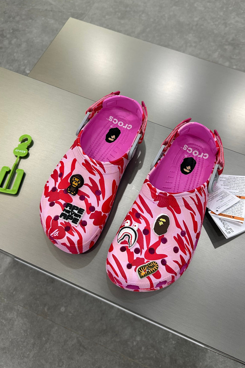 Crocs X A Bathing Ape ABC
Camo - Pink - MAGIC CITY