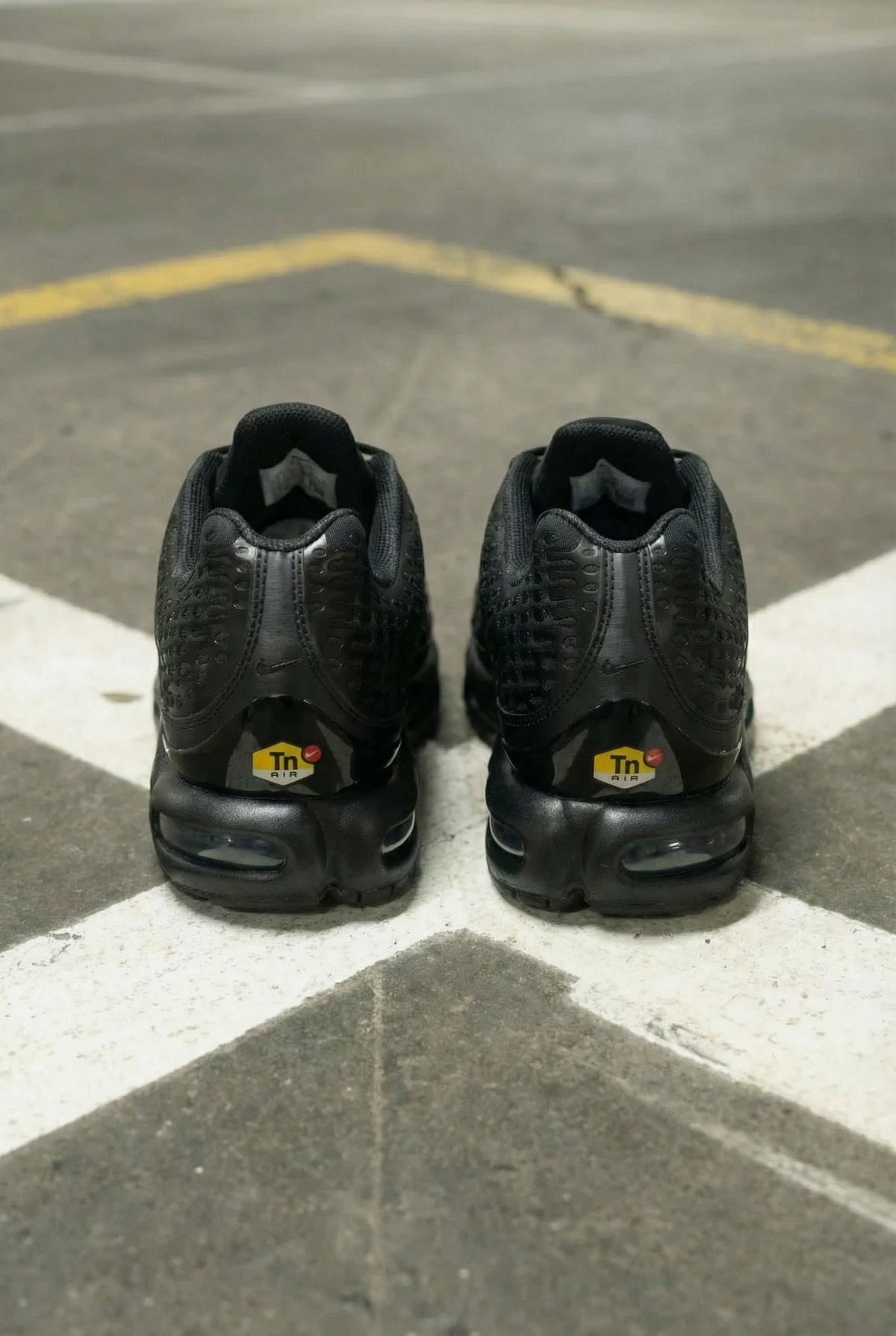 Nike Air Max Plus VII Triple Black