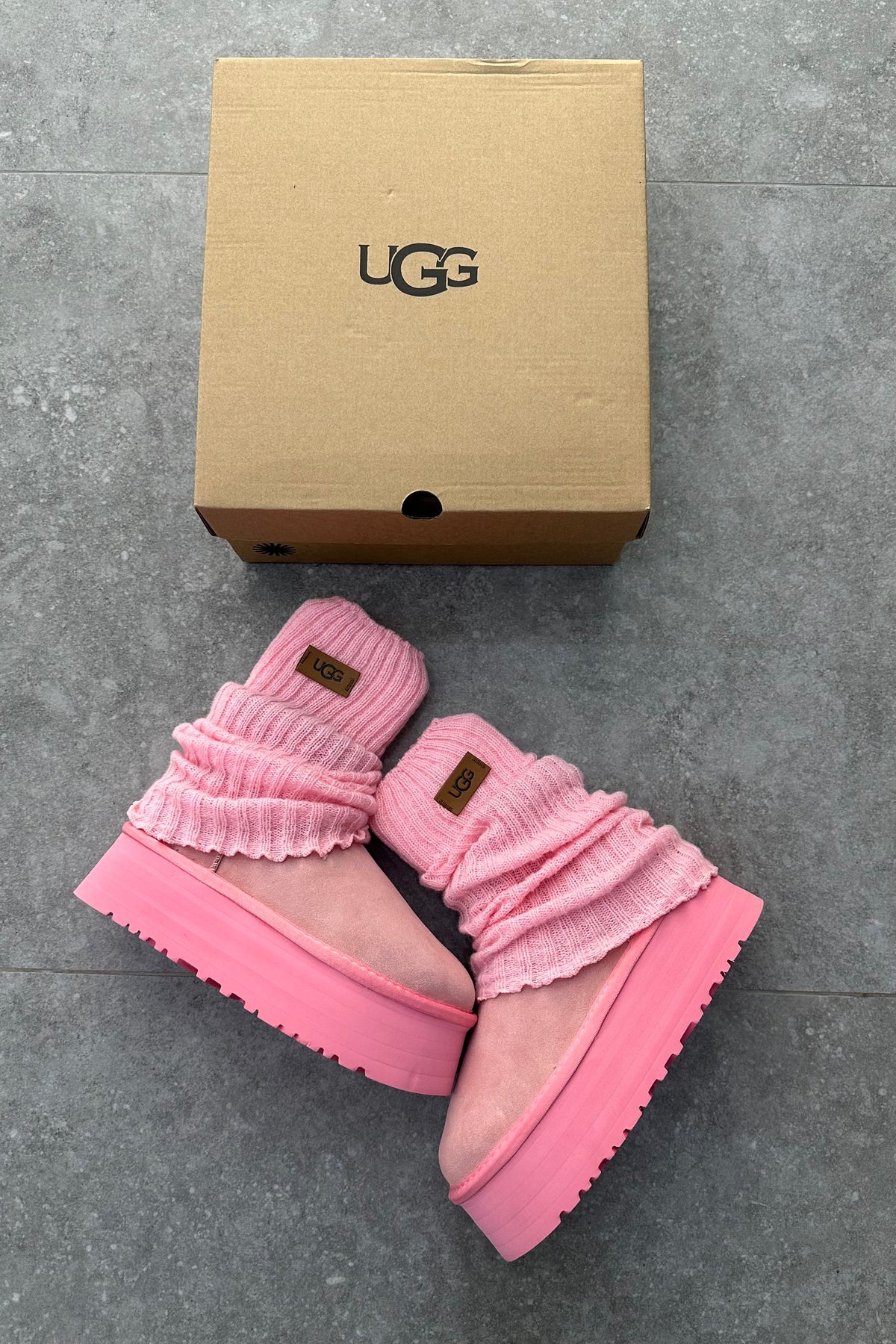 UGG Wmns Classic Mini
Dipper Legwarmer 'Pink Dawn
