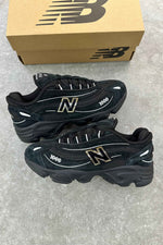 New Balance 1000 Lunar Year - Black