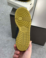 Níke Dunk Low Retro QS Halloween
Skull - MAGIC CITY