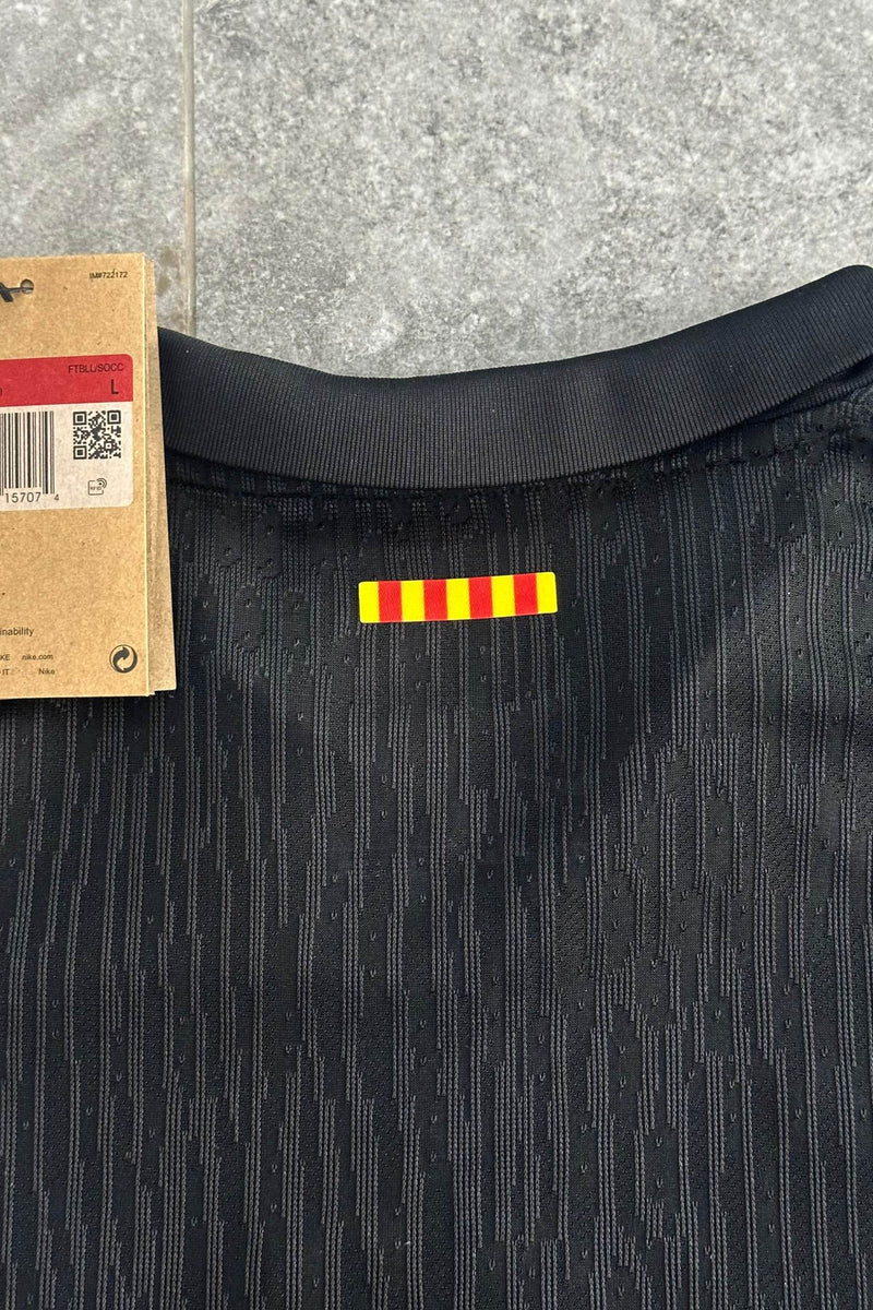 FC Barcelona × Travis Scott Limited
Edition Black 2025 - MAGIC CITY