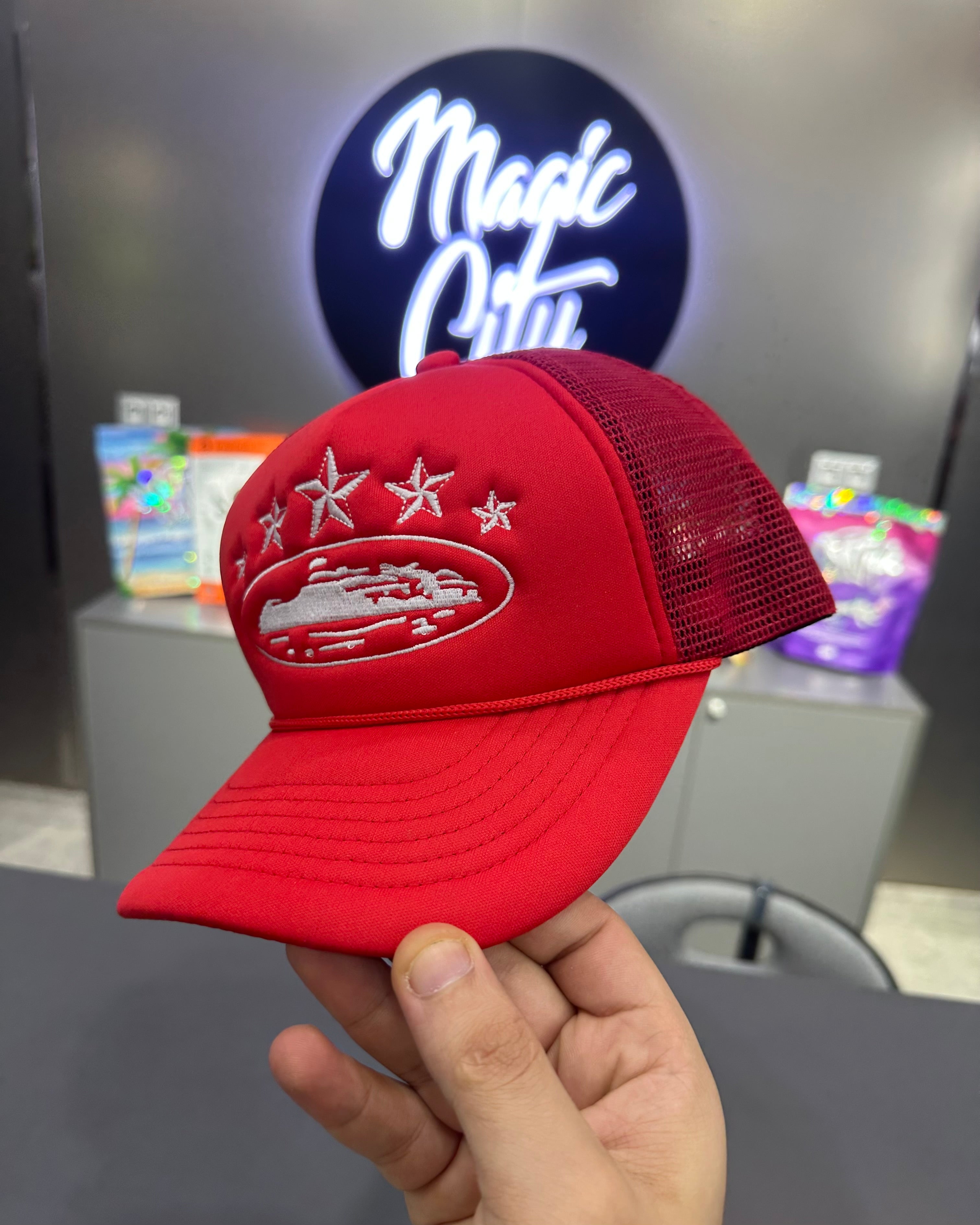 CORTEIZ 5 STARZ Alcatraz Trucker Hat – Red
