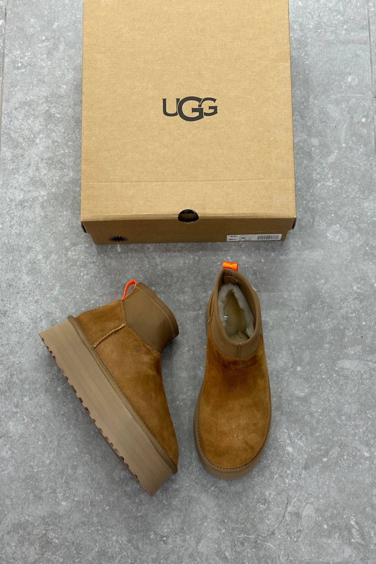 UGG Classic Mini Dipper Boot
