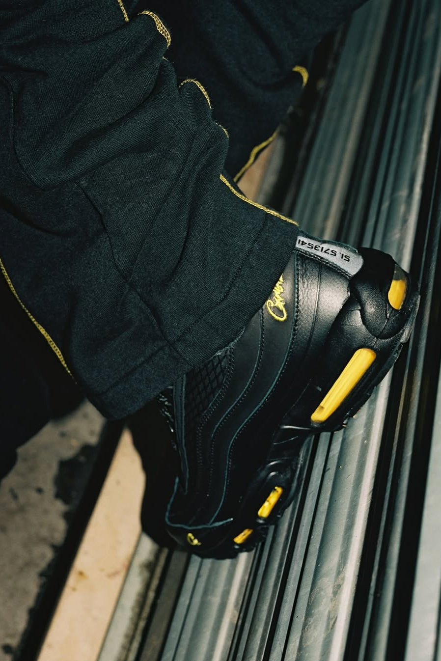 Corteiz x Air Max 95 Honey Black - MAGIC CITY