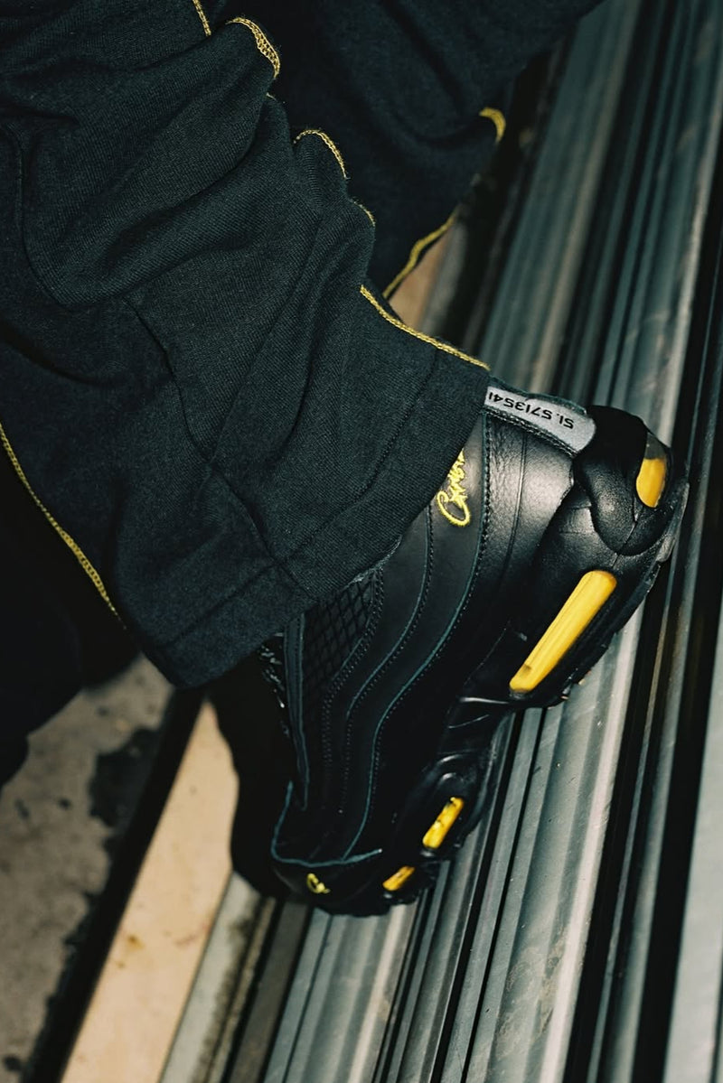 Corteiz x Air Max 95 Honey Black - MAGIC CITY