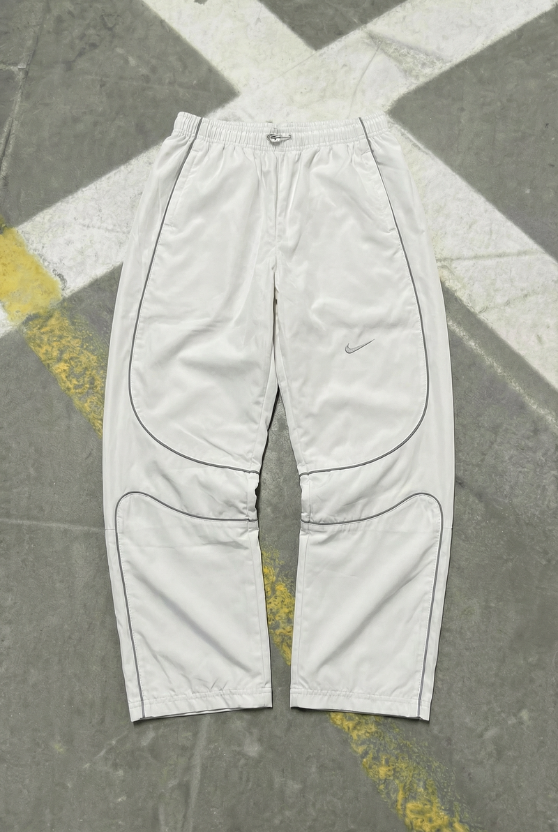 Corteiz × Nike NRG Onyx Tracksuit - WHITE