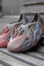 Yeezy Foam RNNR MX Sand Grey - MAGIC CITY