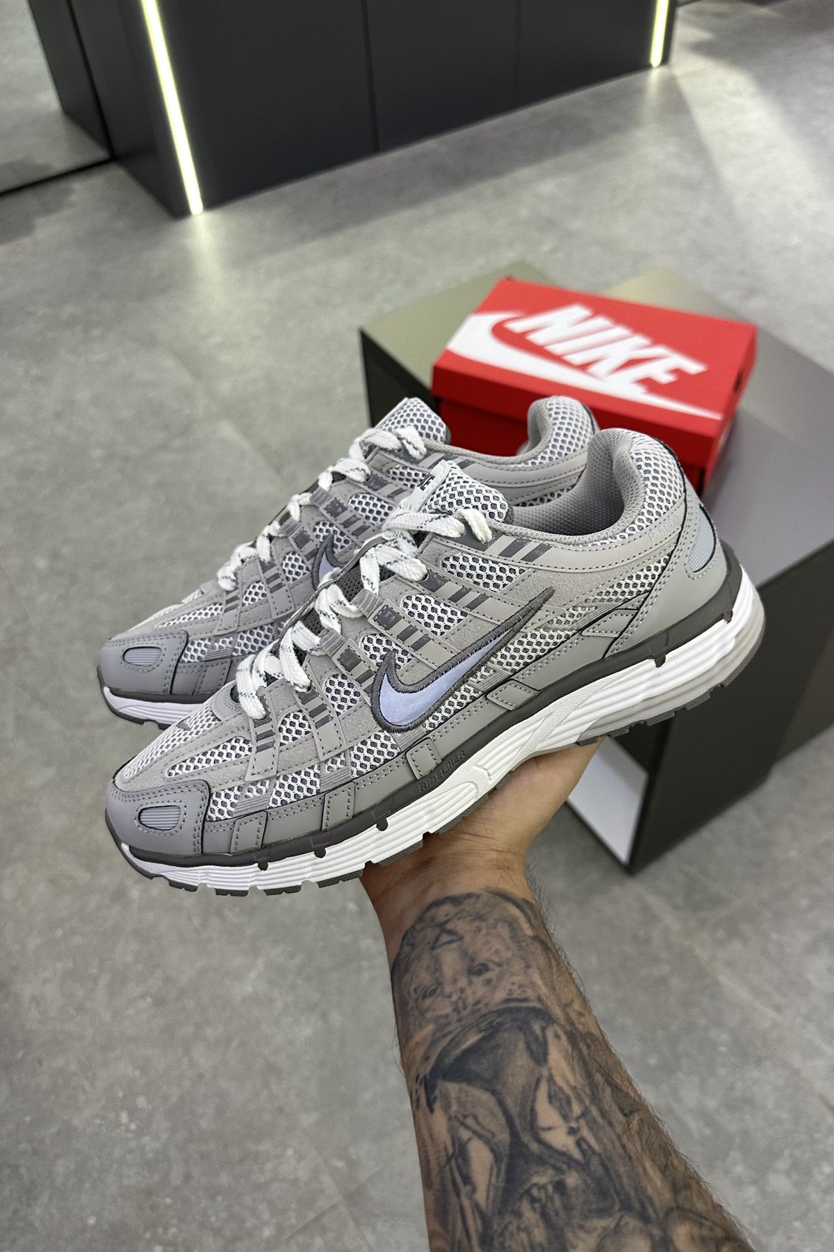 Nike P-6000 Flat Pewter - on hand