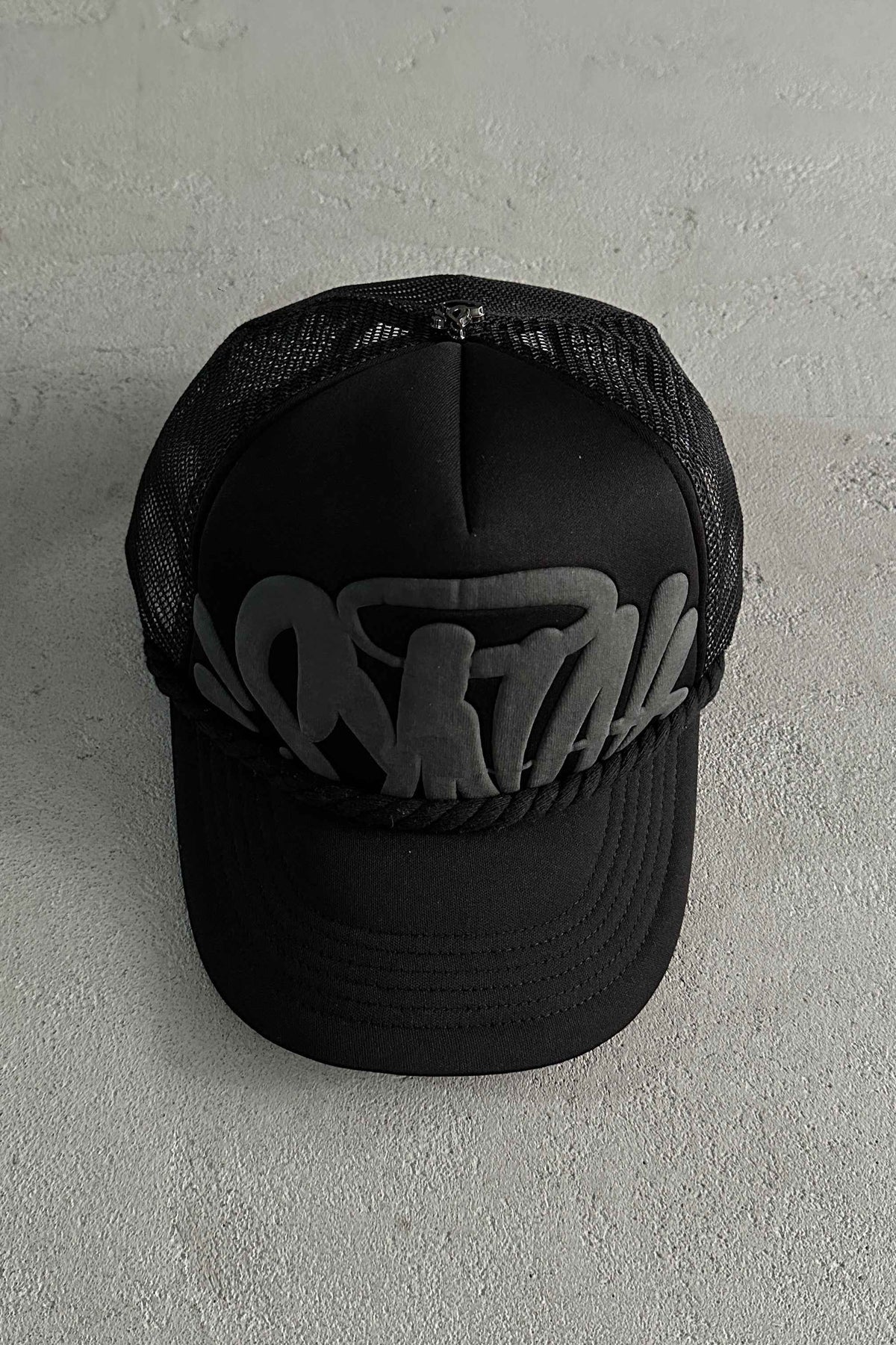 Syna World Rope Trucker Hat – BLACK