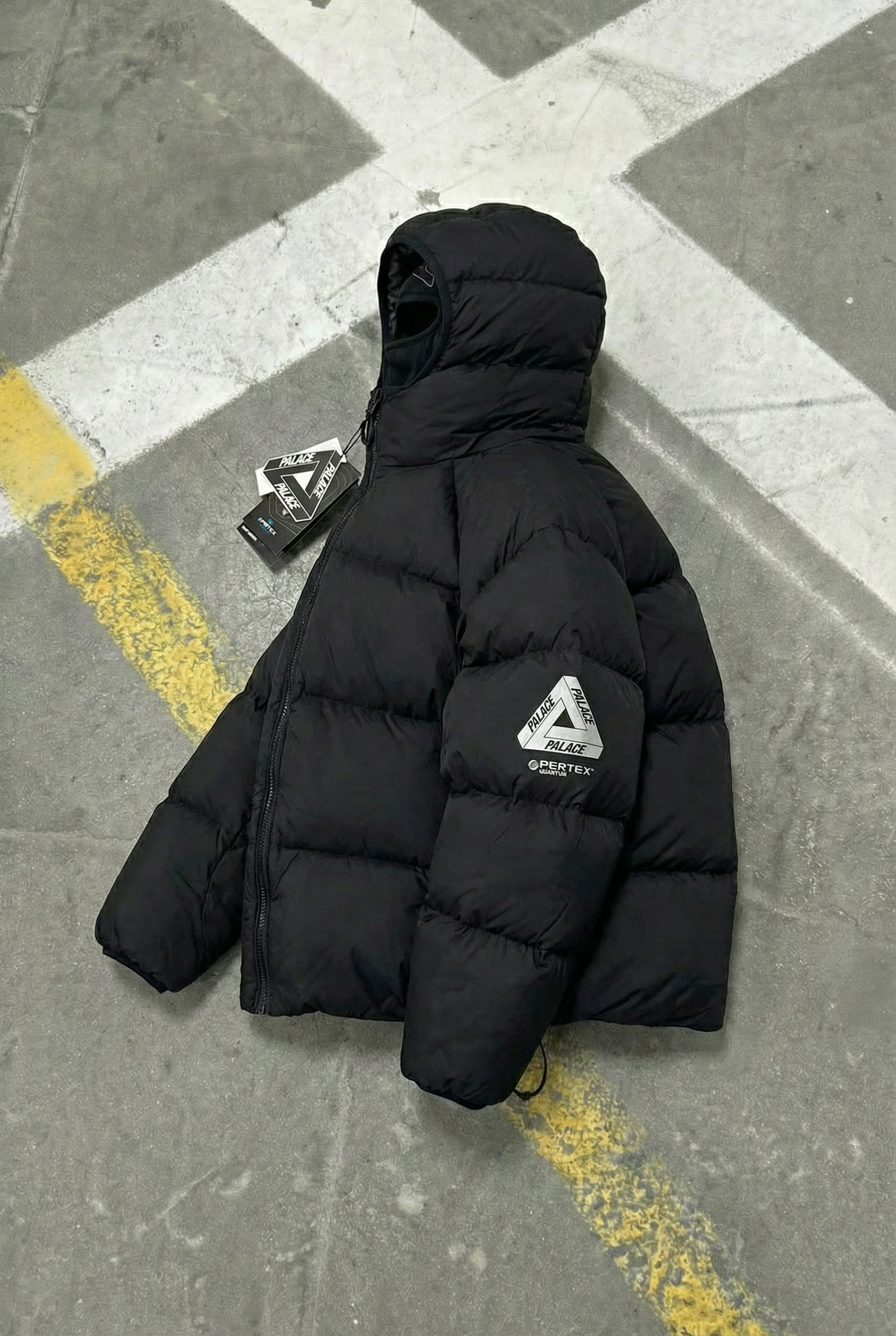 PALACE PERTEX FROST BALACLAVA PUFFA - Balck