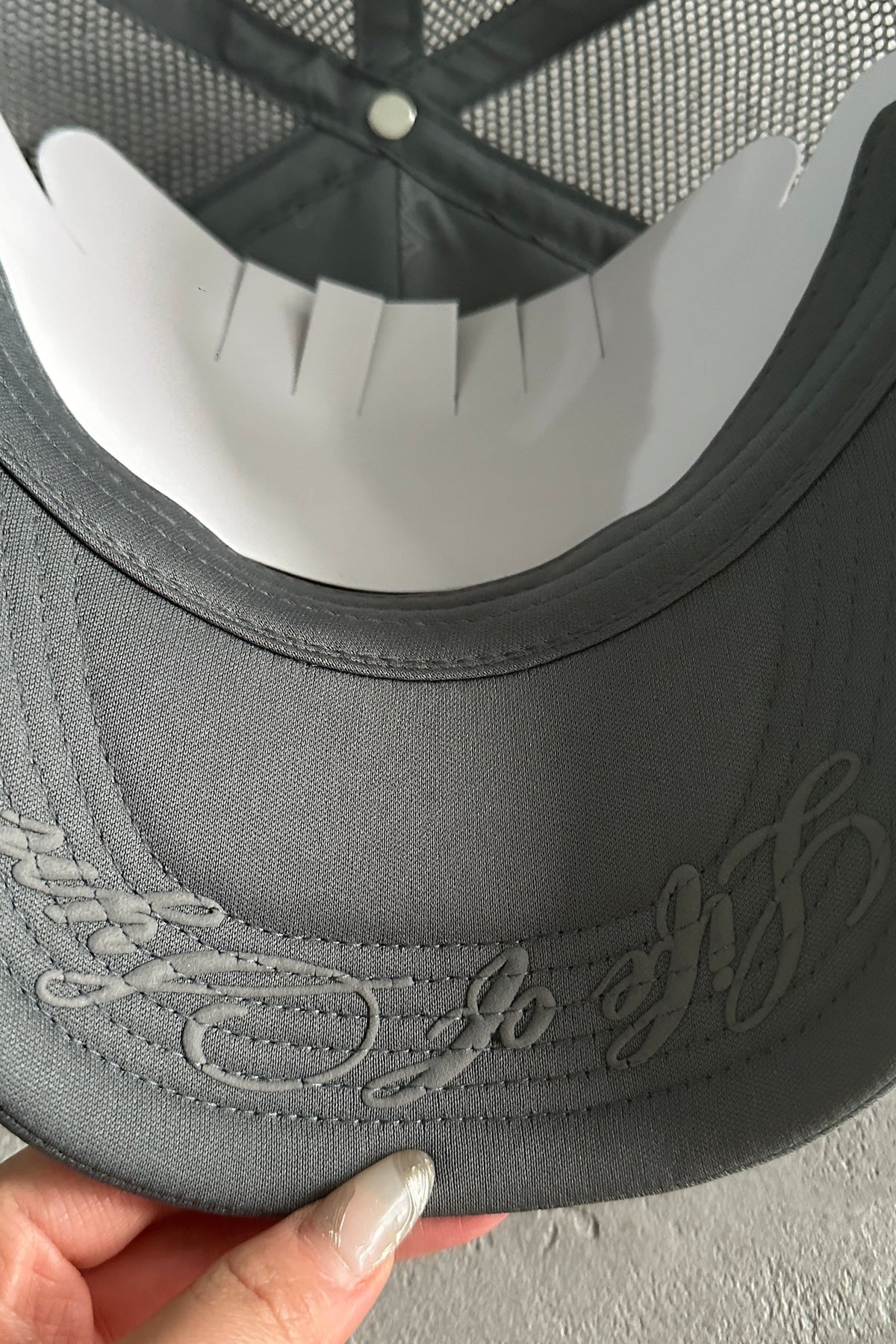 Syna World Rope Trucker Hat – Grey - MAGIC CITY