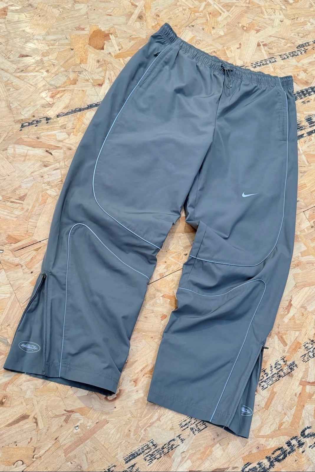 Corteiz × Nike NRG Onyx Tracksuit - GREY