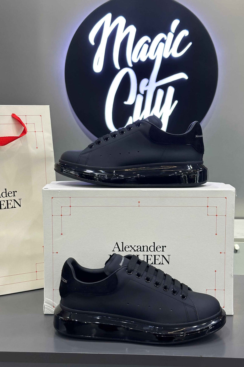 Alexander McQueen Oversized Sneaker 'Clear Sole - Black