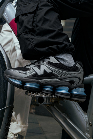 New Balance Abzorb 2000 Black Grey