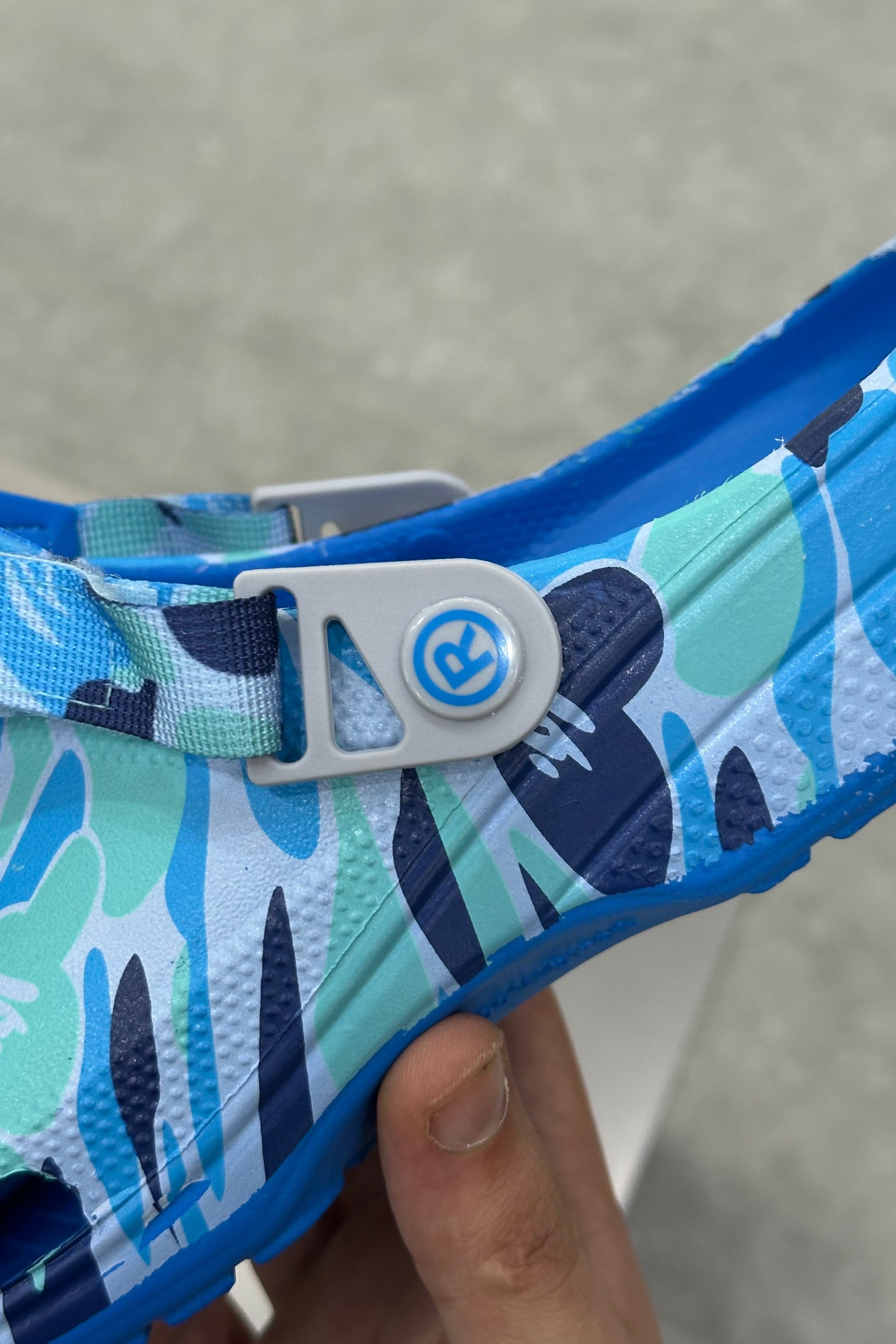 Crocs X A Bathing Ape ABC
Camo - Bleu - MAGIC CITY
