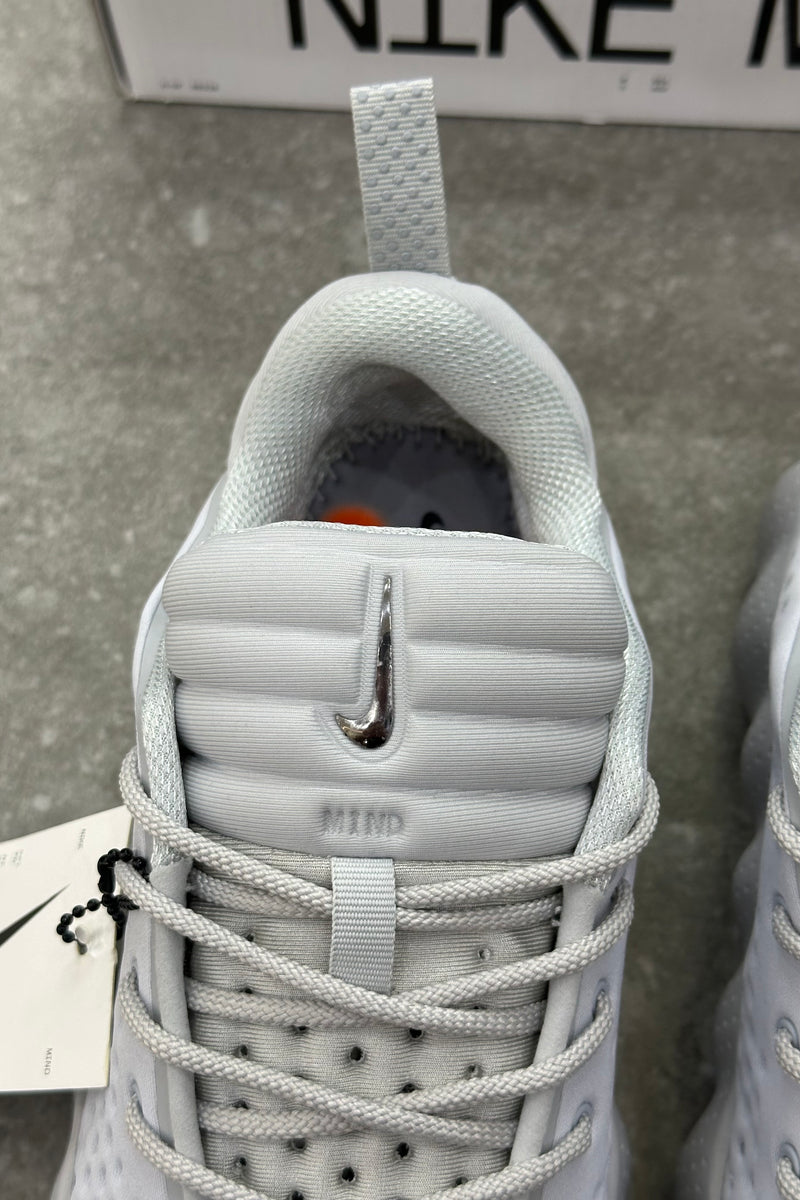Nike Mind 002 - Light Smoke Grey