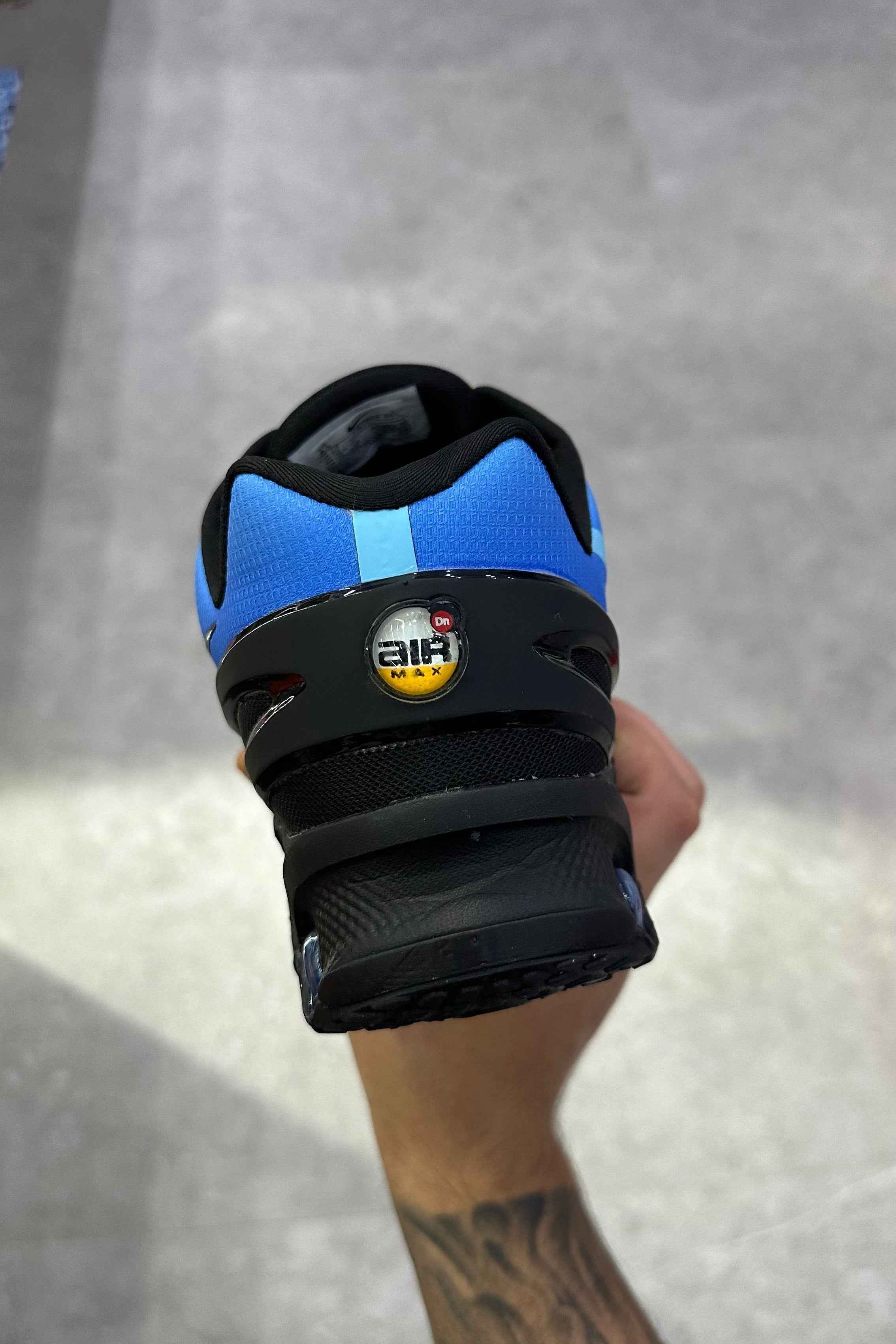 Níke AirMax DN8 - Hyper Royal