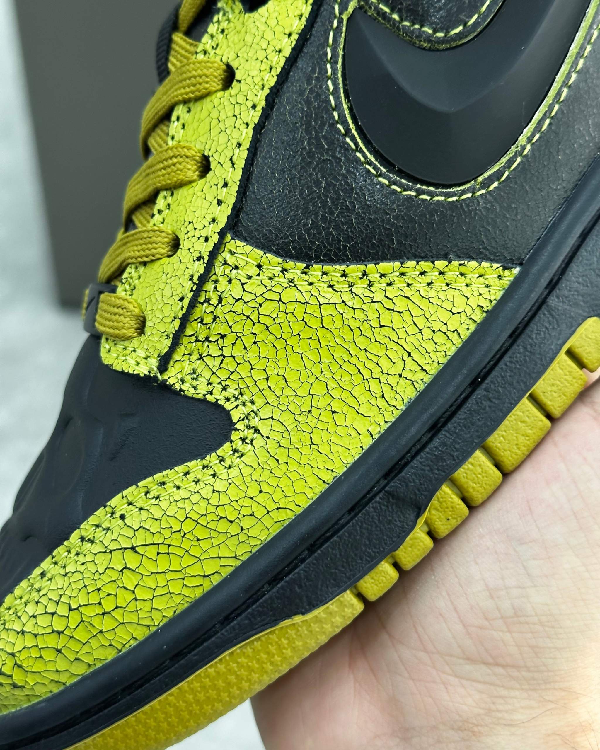 Níke Dunk Low Retro QS Halloween
Skull