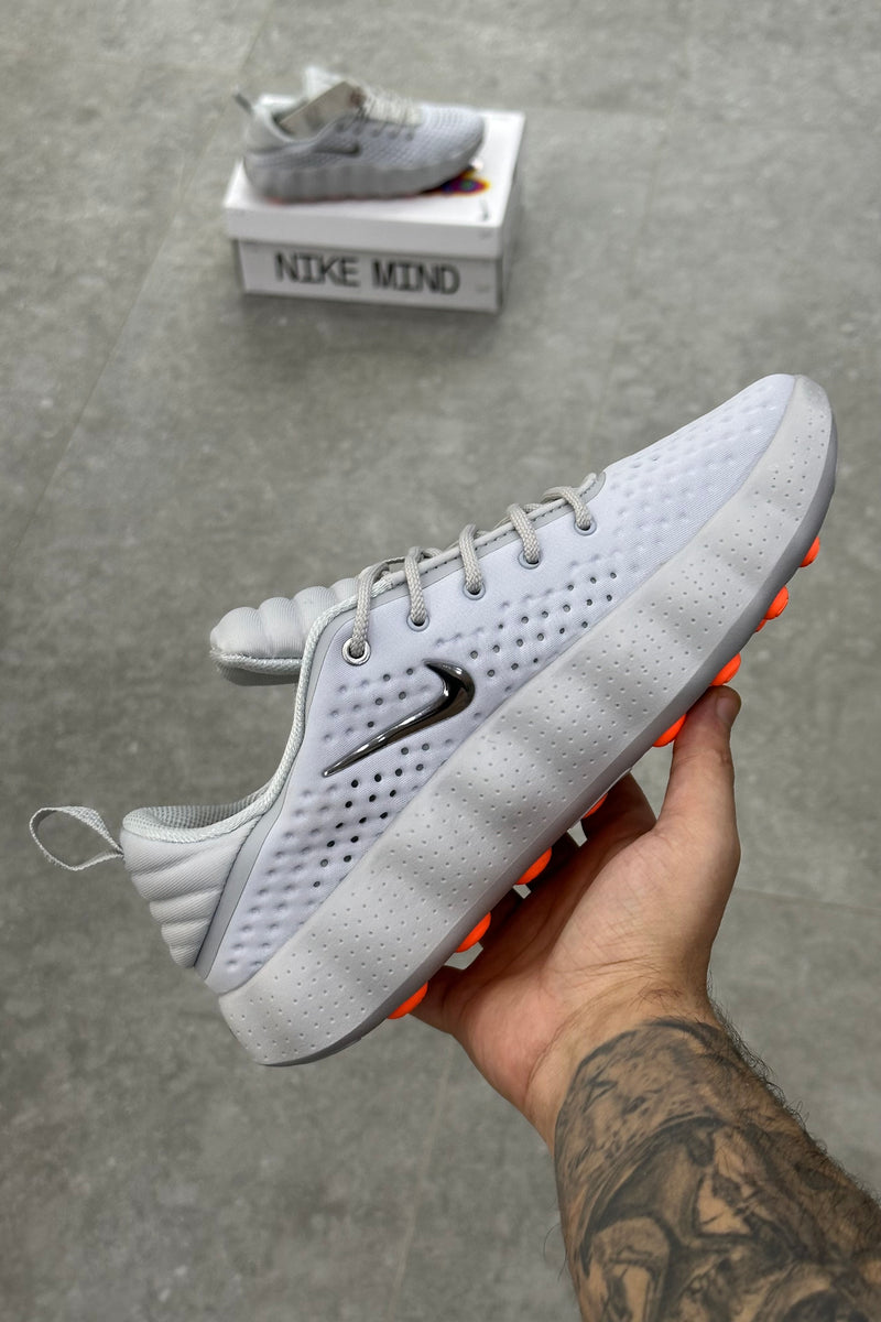 Nike Mind 002 - Light Smoke Grey