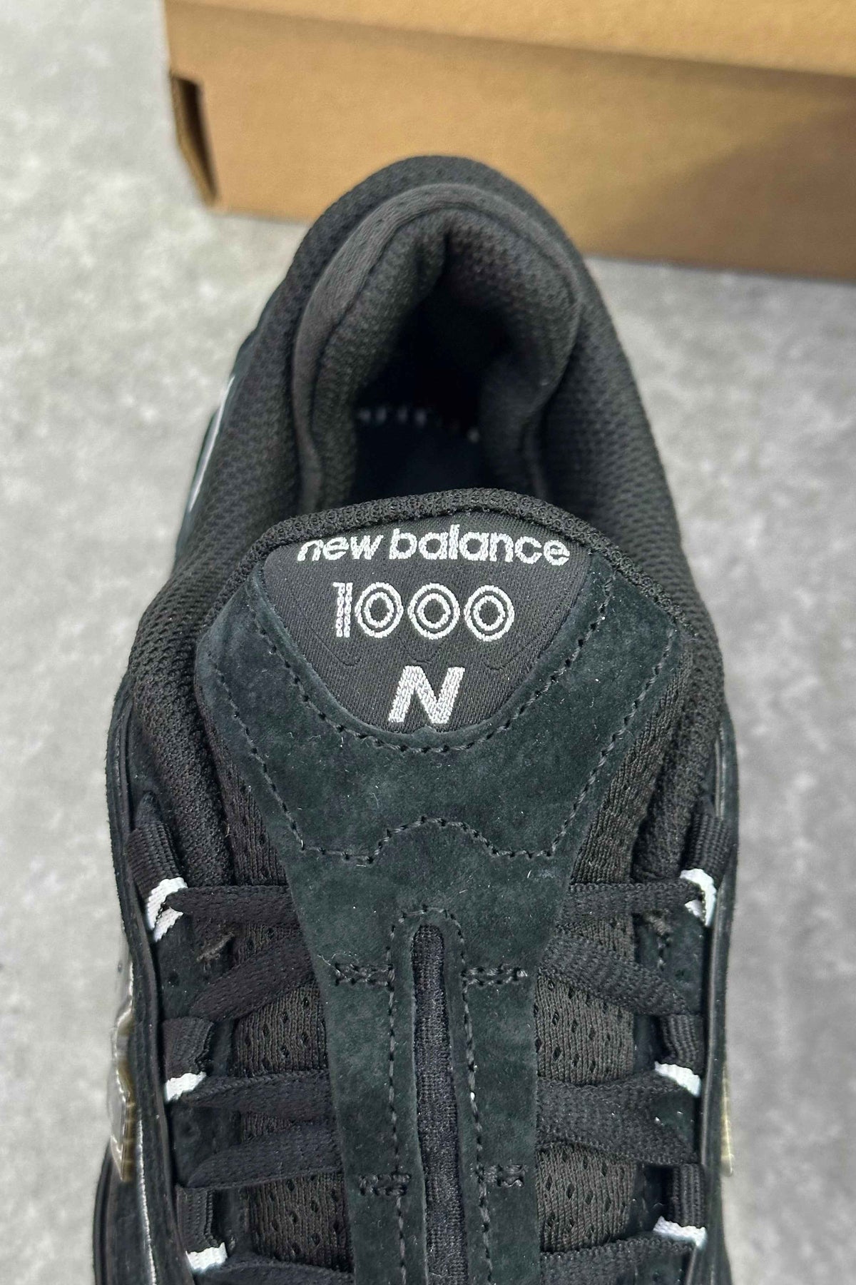 New Balance 1000 Lunar Year - Black