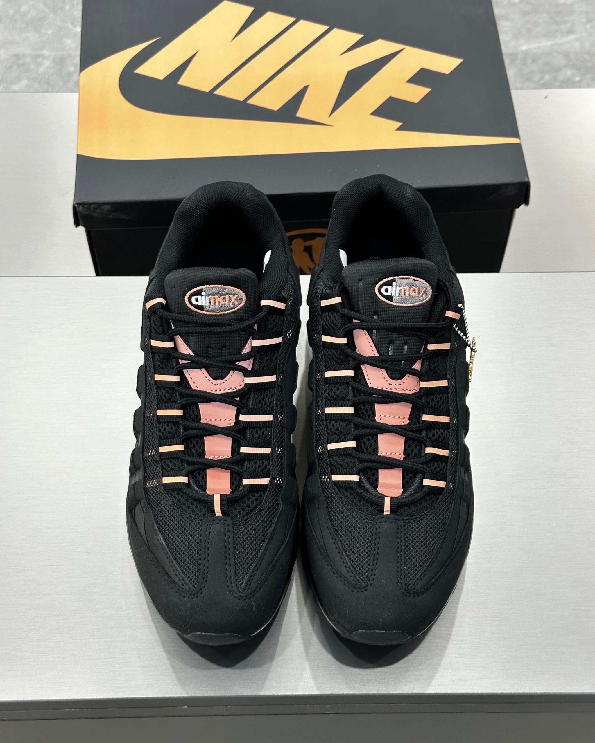 Nìke x Central Cee x Syna World Air Max 95 'Live Yours' - MAGIC CITY